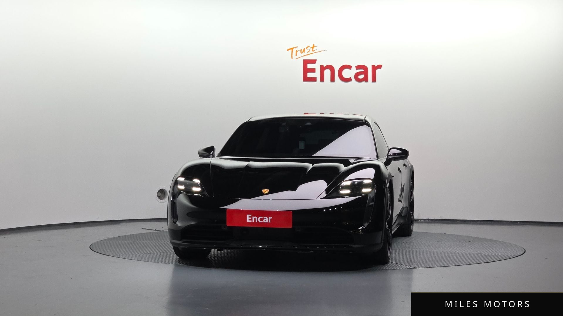 Porsche 타이칸 2022 — миниатюра 3
