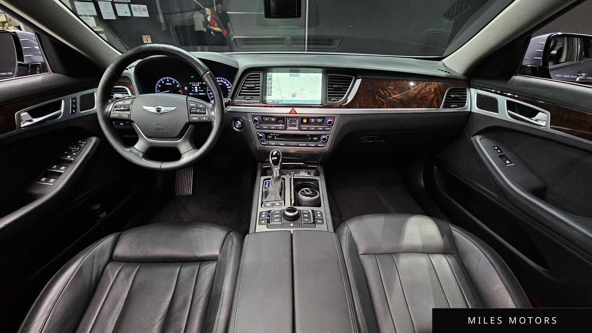 Hyundai Genesis 2016 — миниатюра 7