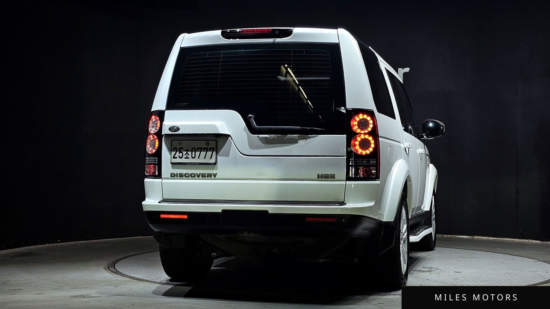 Land Rover Discovery 2014 — миниатюра 4