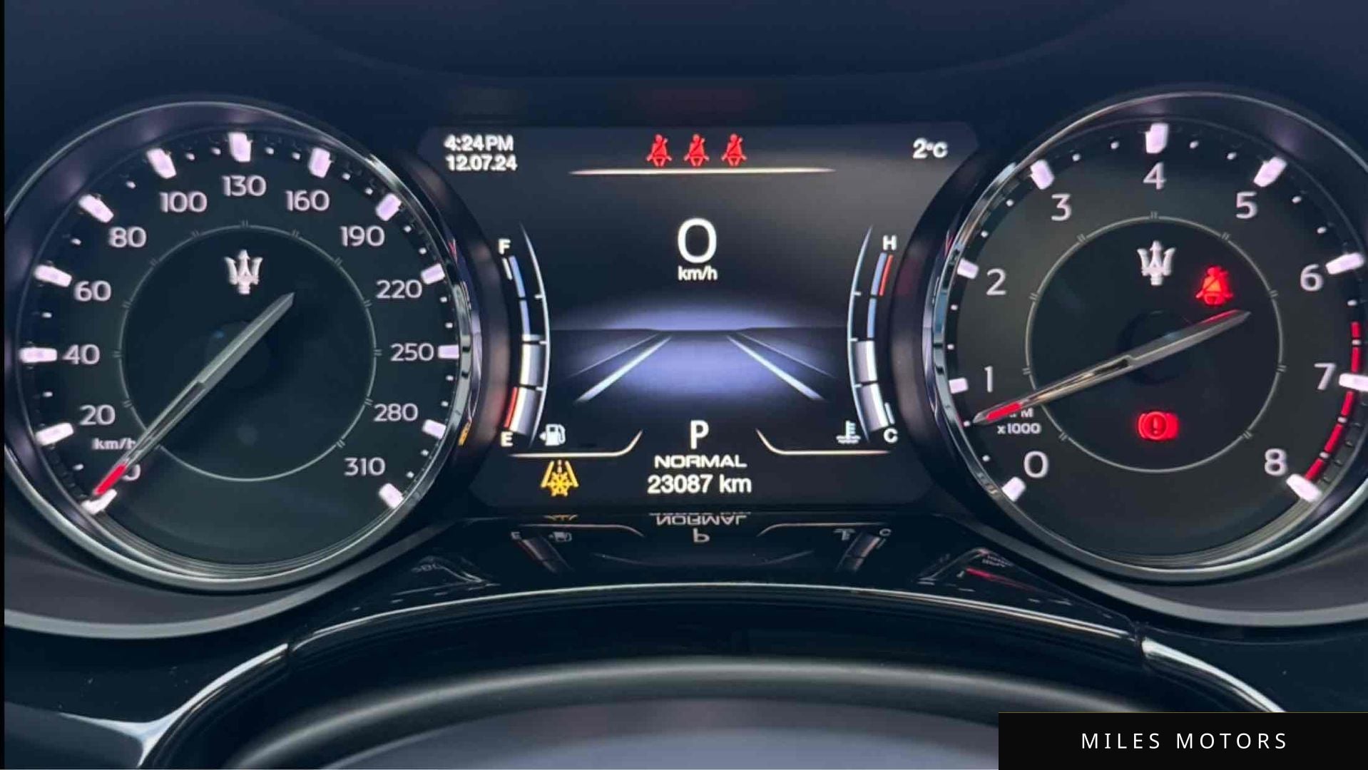 Maserati Quattroporte 2021 — миниатюра 8