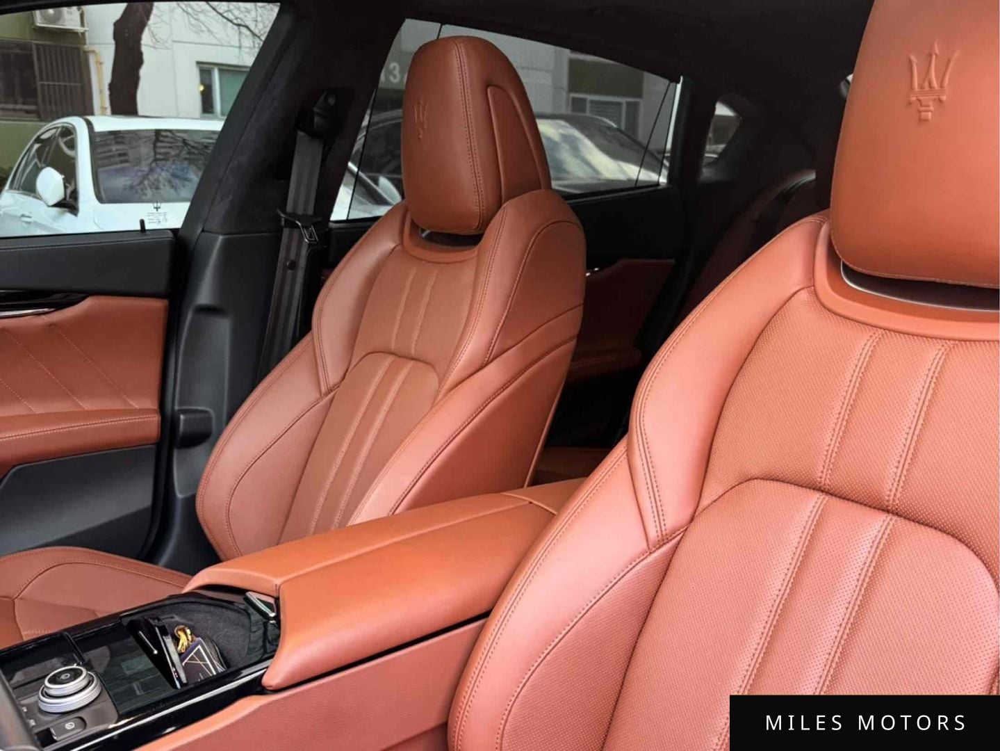 Maserati Quattroporte 2021 — миниатюра 10