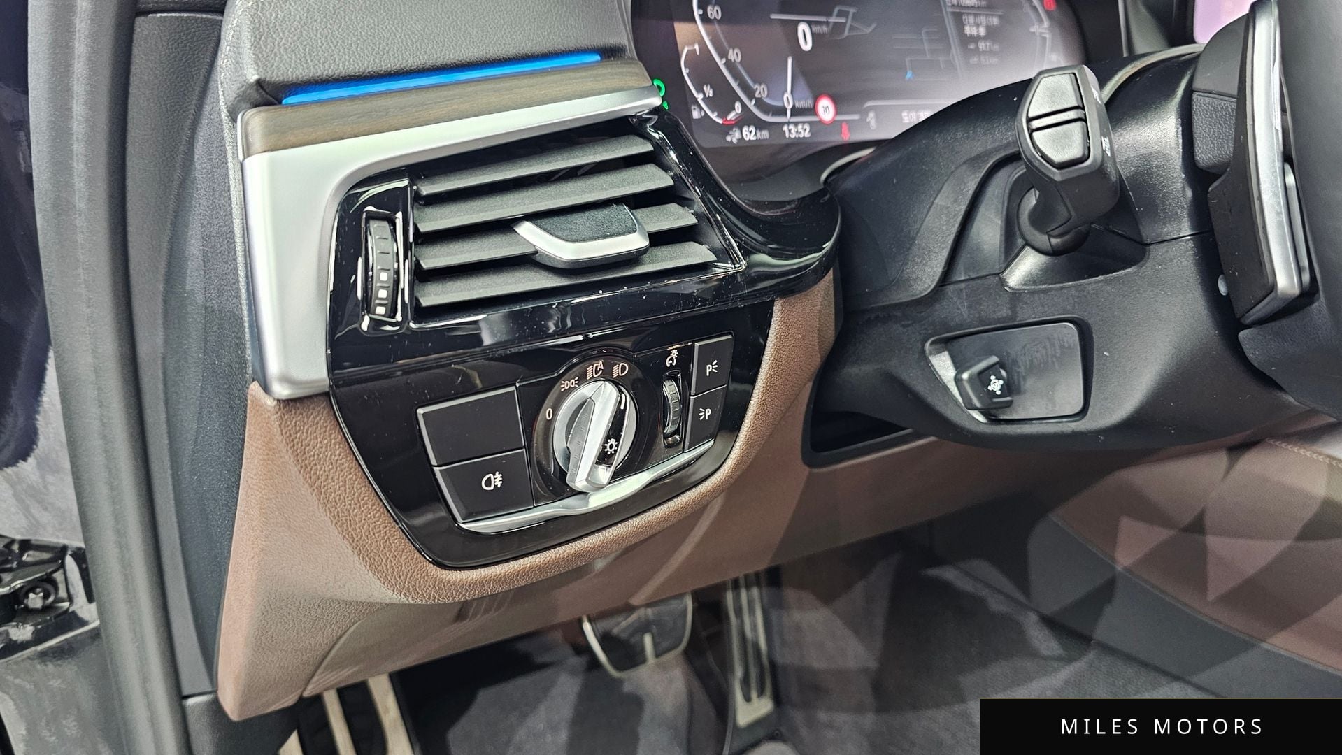 BMW 5시리즈 (G30) 2021 — миниатюра 14