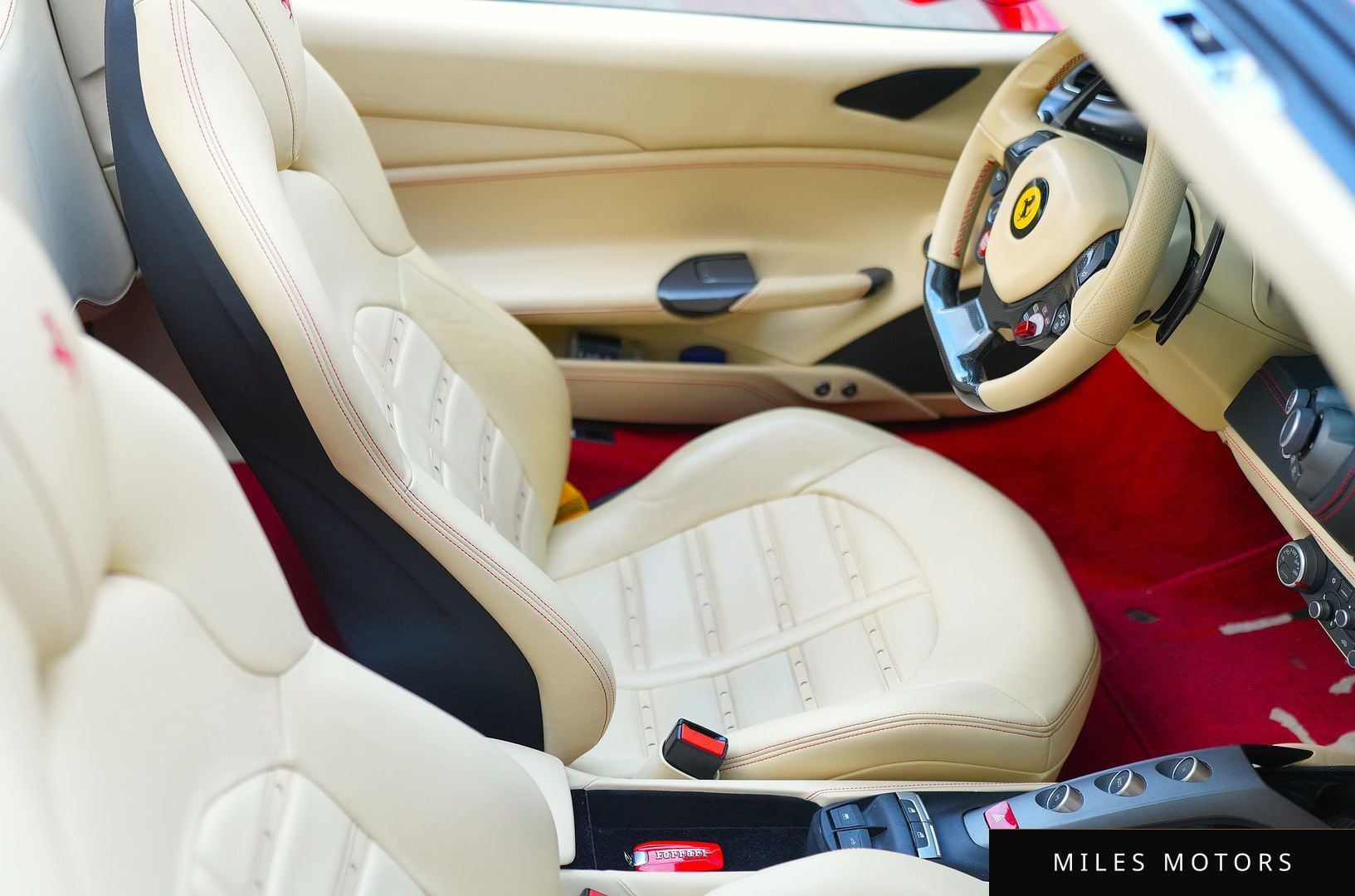 Ferrari 488 2017 — миниатюра 7