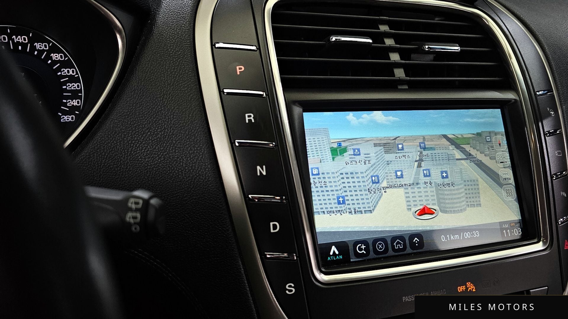 Lincoln MKX 2017 — миниатюра 9