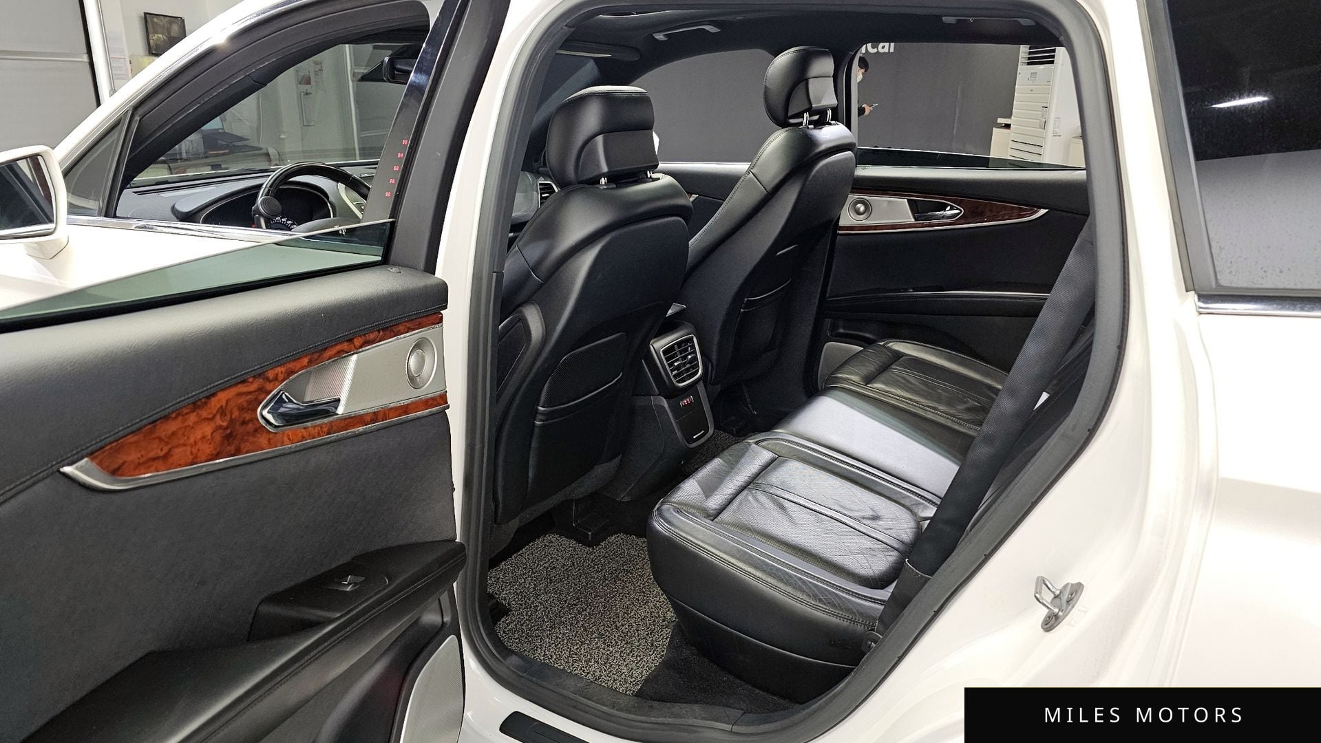 Lincoln MKX 2017 — миниатюра 11