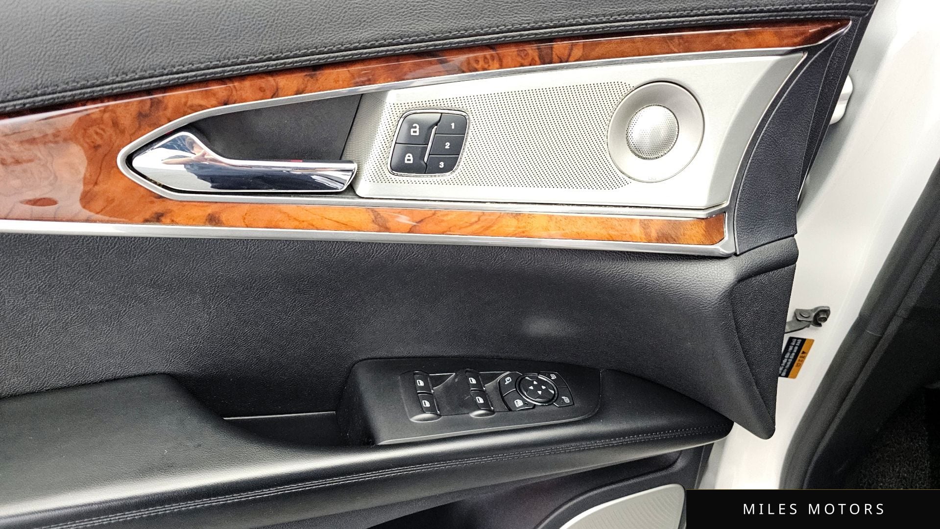 Lincoln MKX 2017 — миниатюра 14