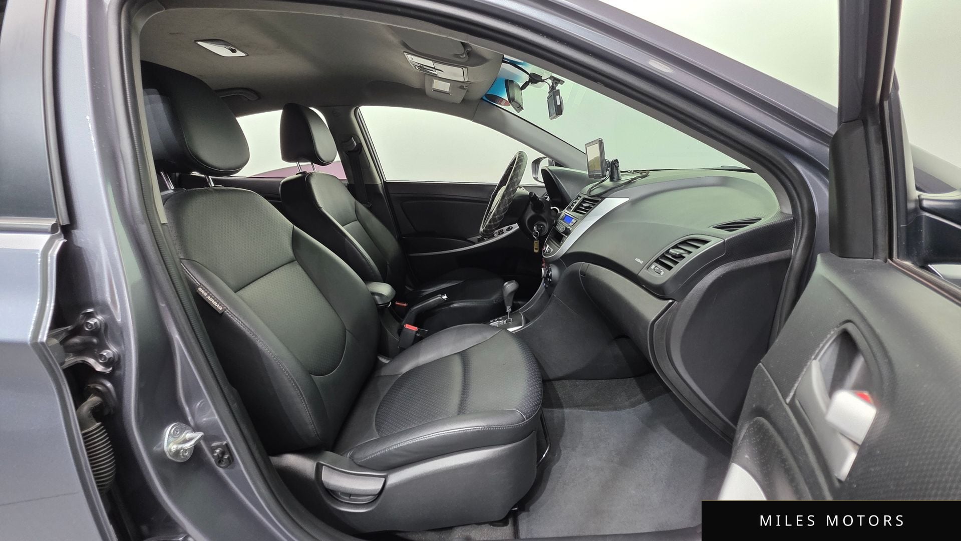 Hyundai Accent 2014 — миниатюра 10