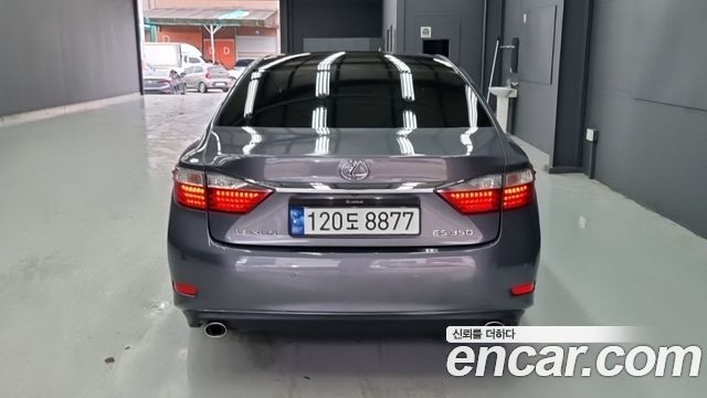 Лексус ES350 2015 — миниатюра 4