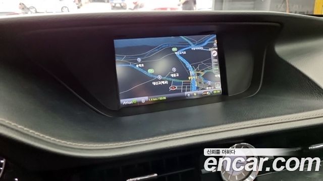 Лексус ES350 2015 — миниатюра 15