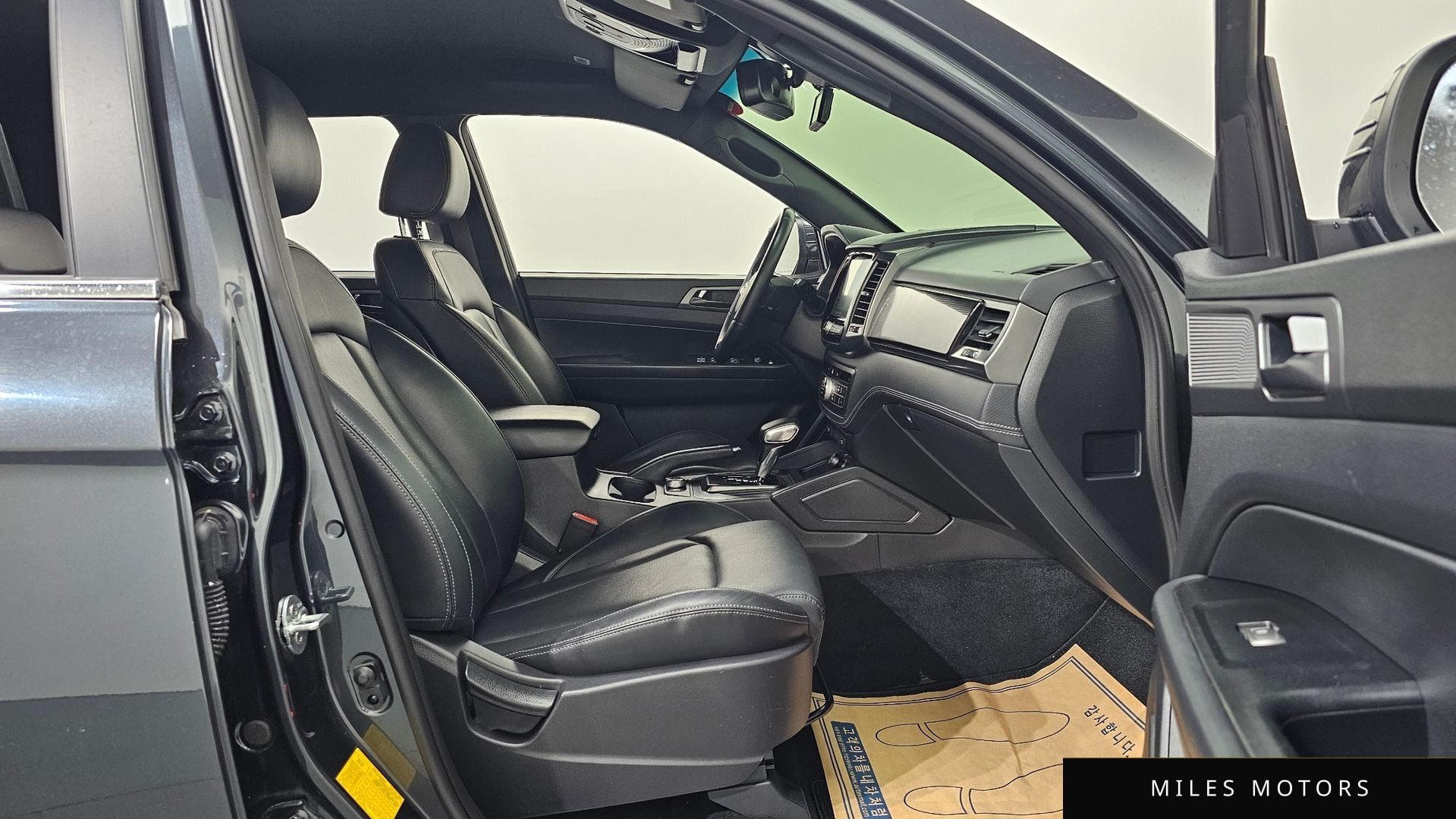 KG Mobility Rexton 2022 — миниатюра 10