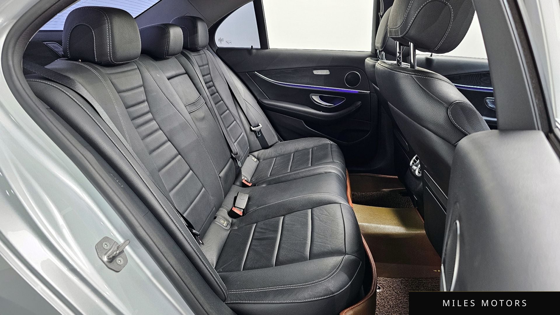 Mercedes-Benz E-Class W213 2017 — миниатюра 12