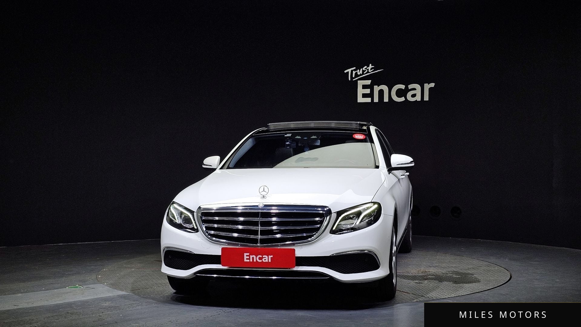Mercedes-Benz E-Class W213 2017 — миниатюра 3