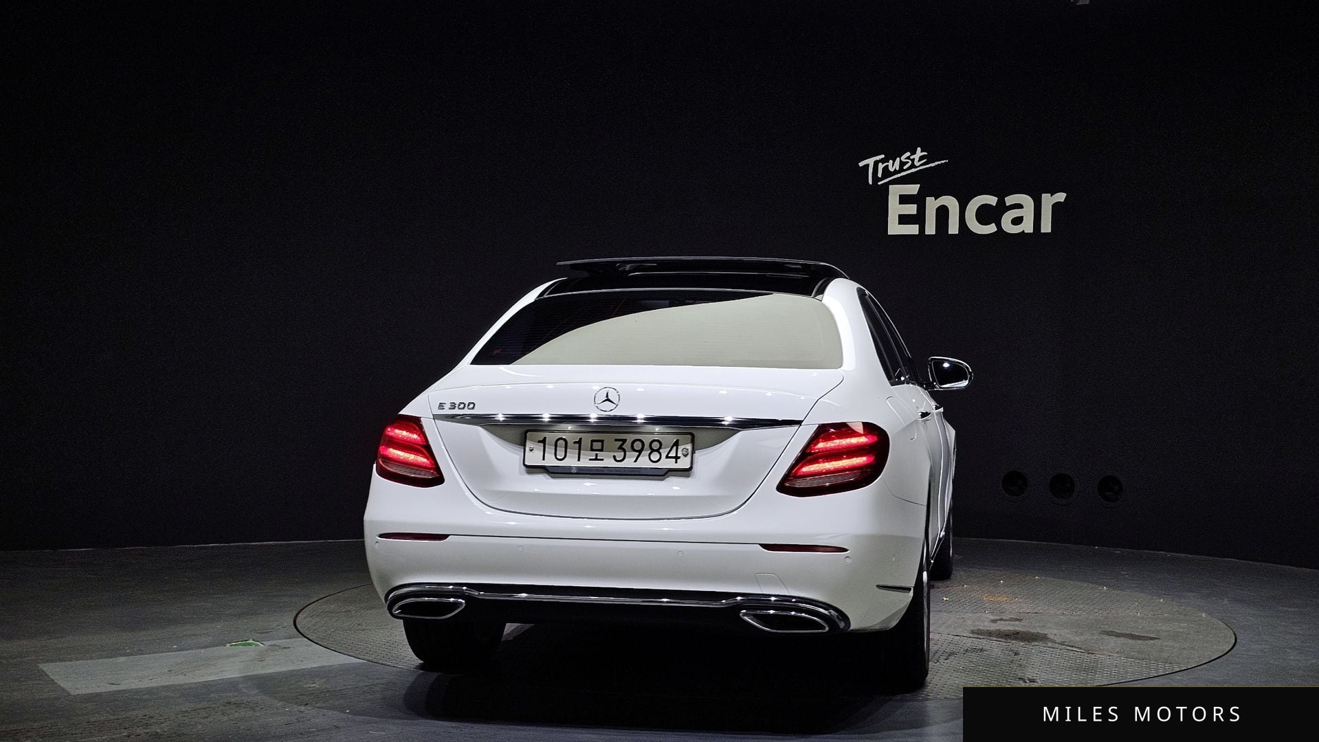 Mercedes-Benz E-Class W213 2017 — миниатюра 4