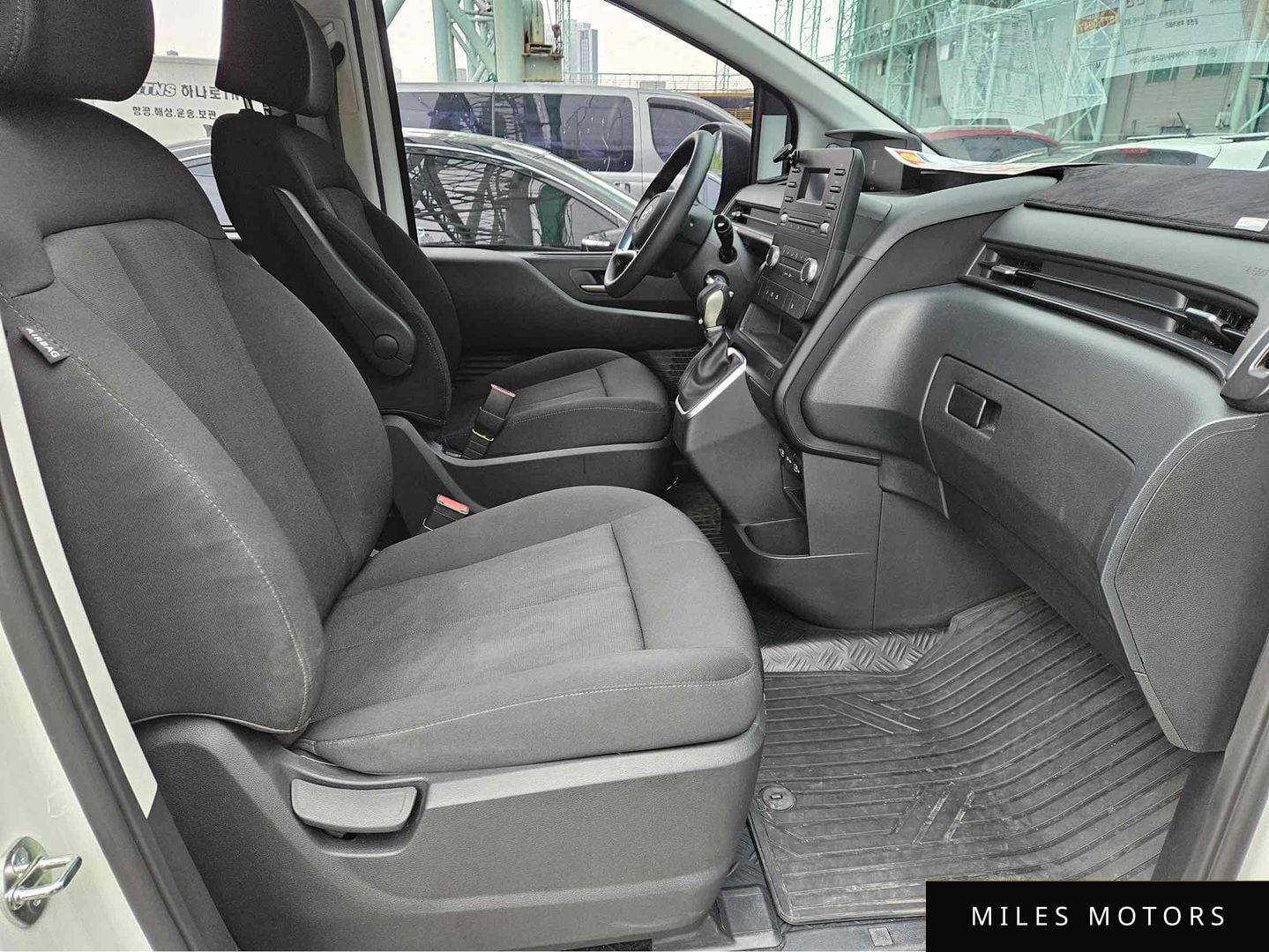 Hyundai Staria 2023 — миниатюра 12