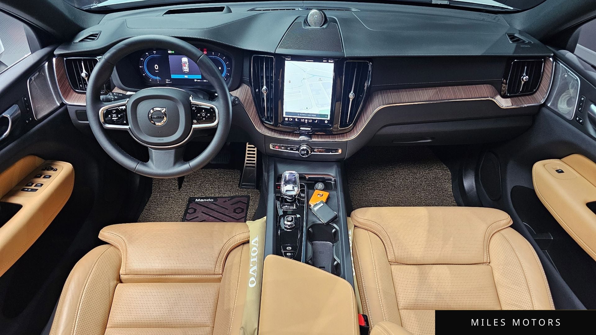 Volvo XC60 2024 — миниатюра 7