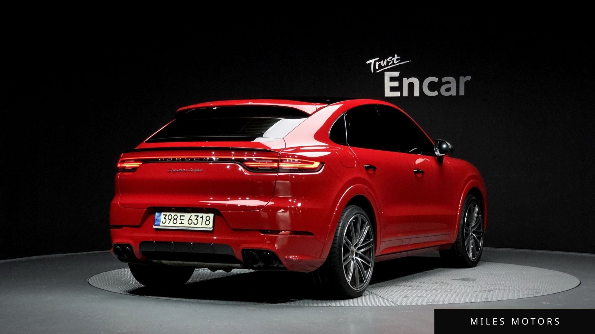 Porsche Cayenne 2021 — миниатюра 2