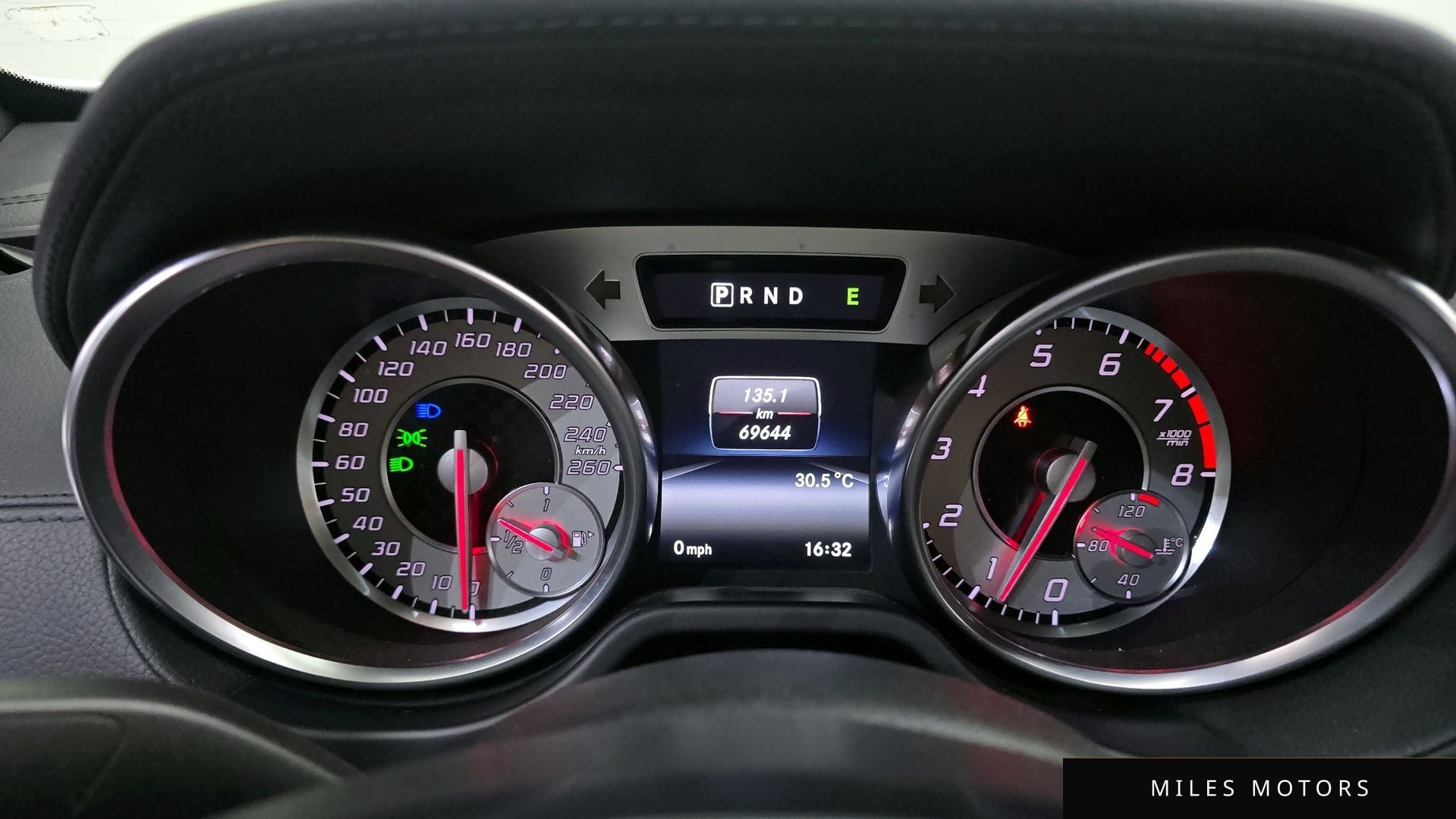 Mercedes-Benz SL-Class 2015 — миниатюра 8