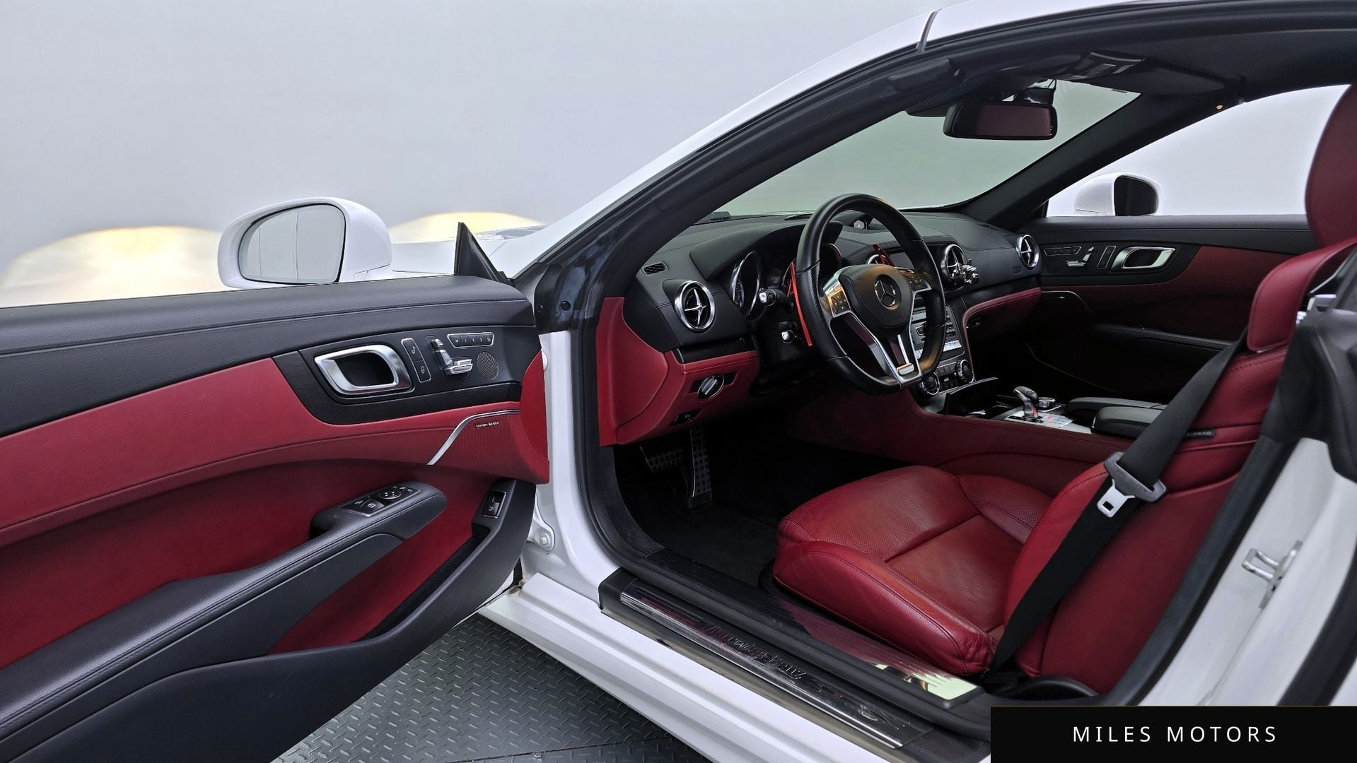 Mercedes-Benz SL-Class 2015 — миниатюра 11