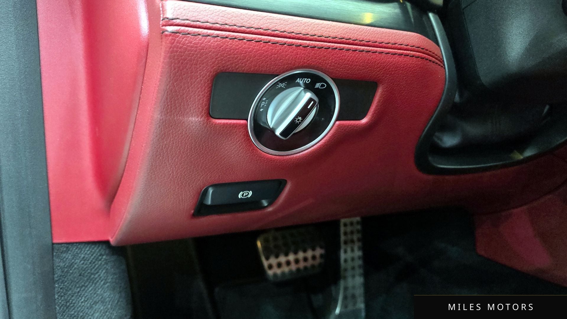 Mercedes-Benz SL-Class 2015 — миниатюра 12