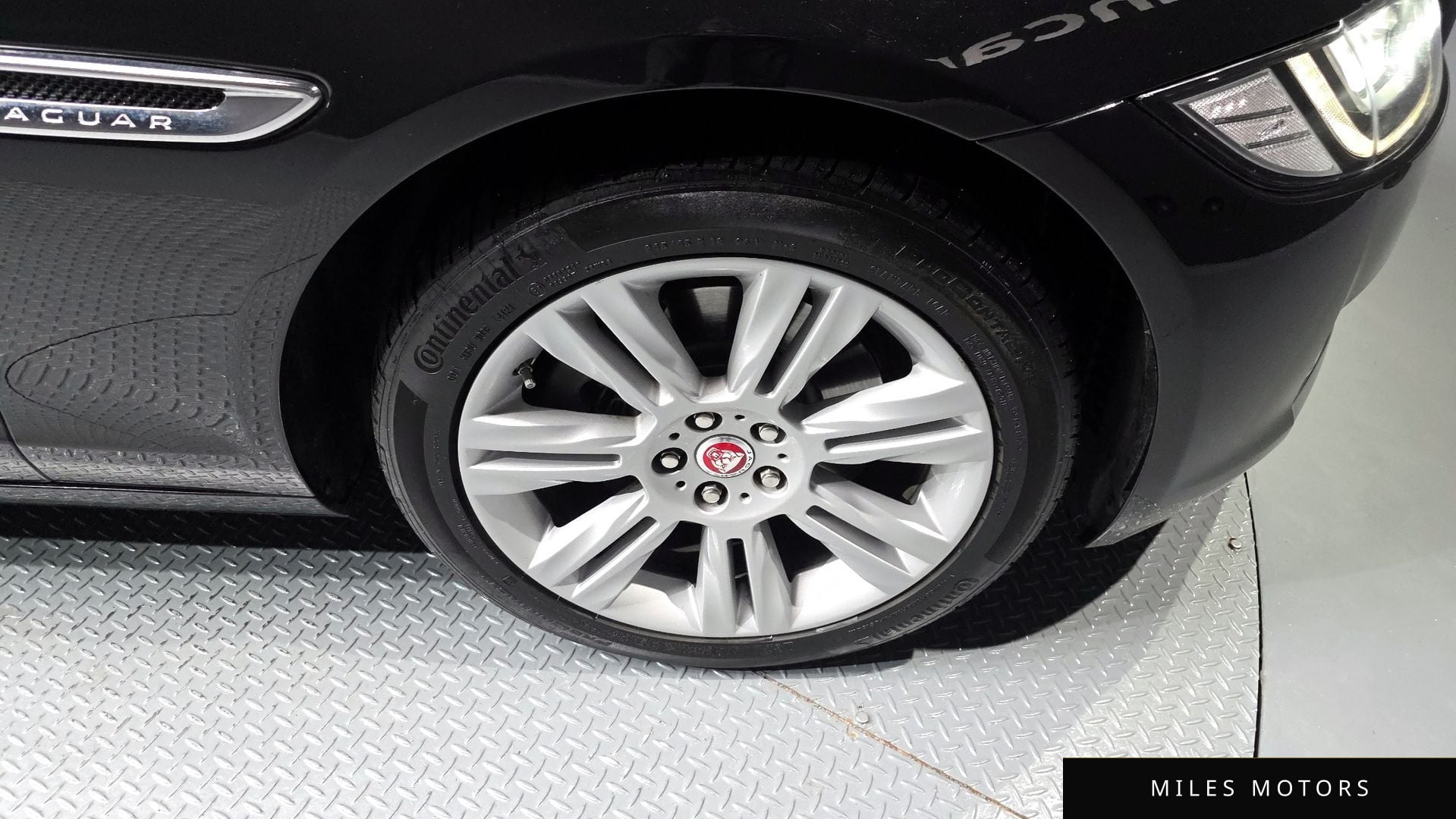 Jaguar XF (X260) 2017 — миниатюра 5