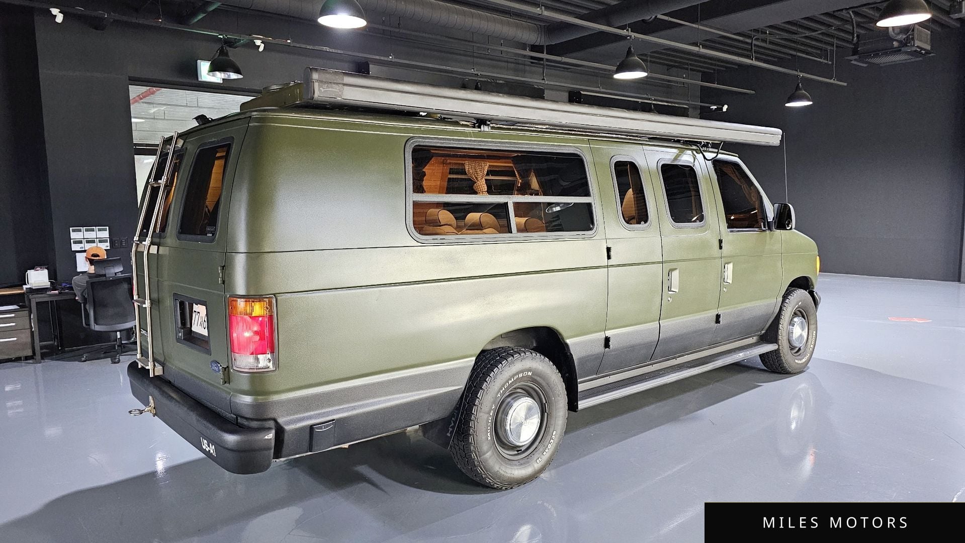 Ford E-Series 1993 — миниатюра 2
