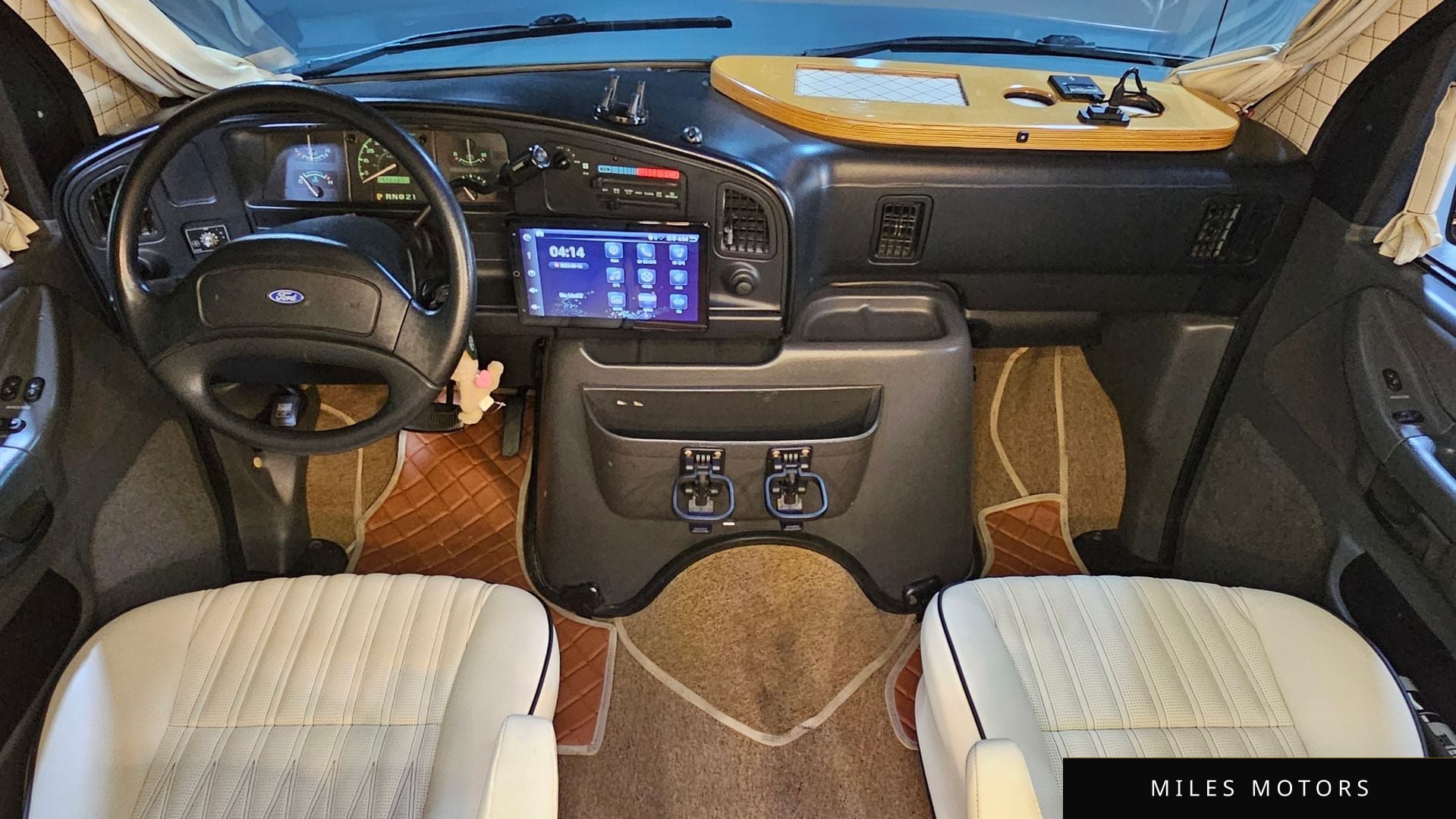 Ford E-Series 1993 — миниатюра 7