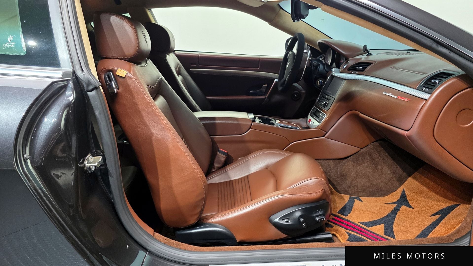 Maserati GranTurismo 2009 — миниатюра 11