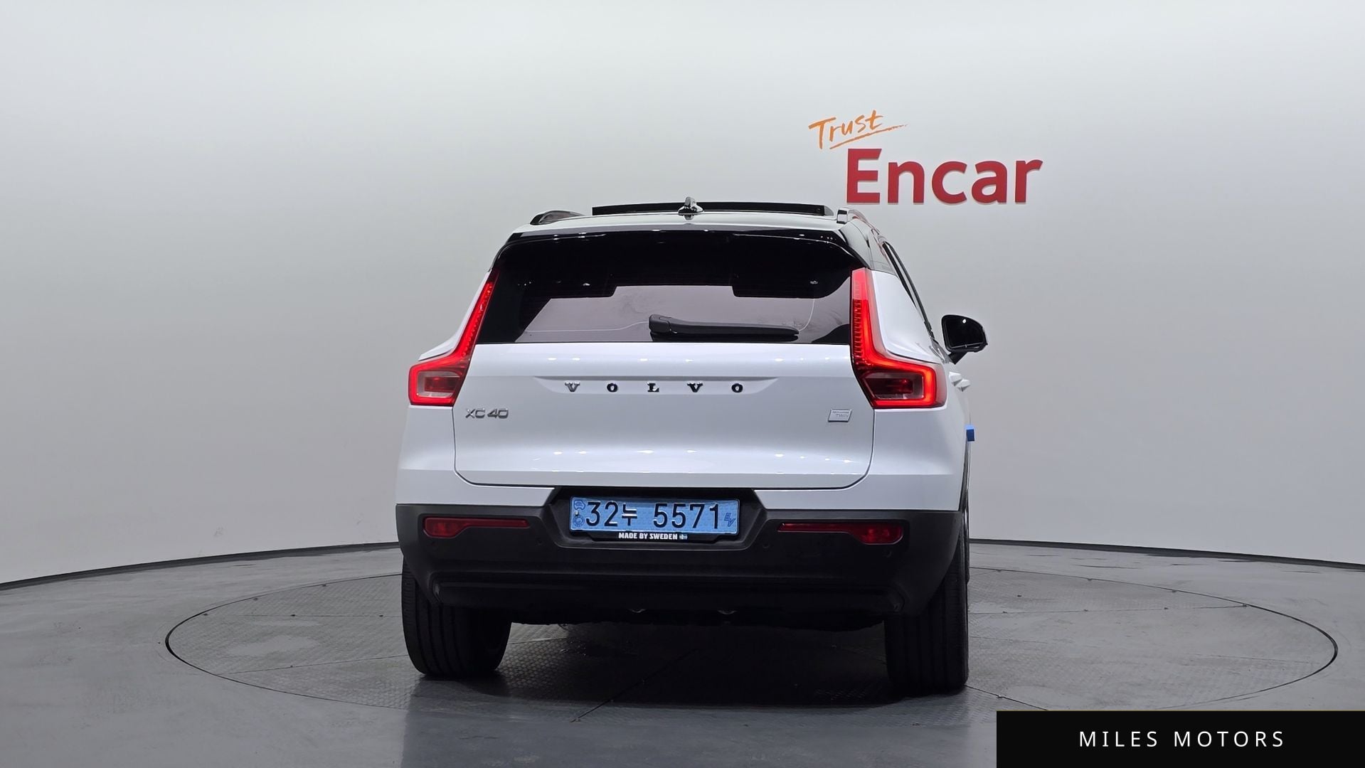 Volvo XC40 리차지 2022 — миниатюра 4