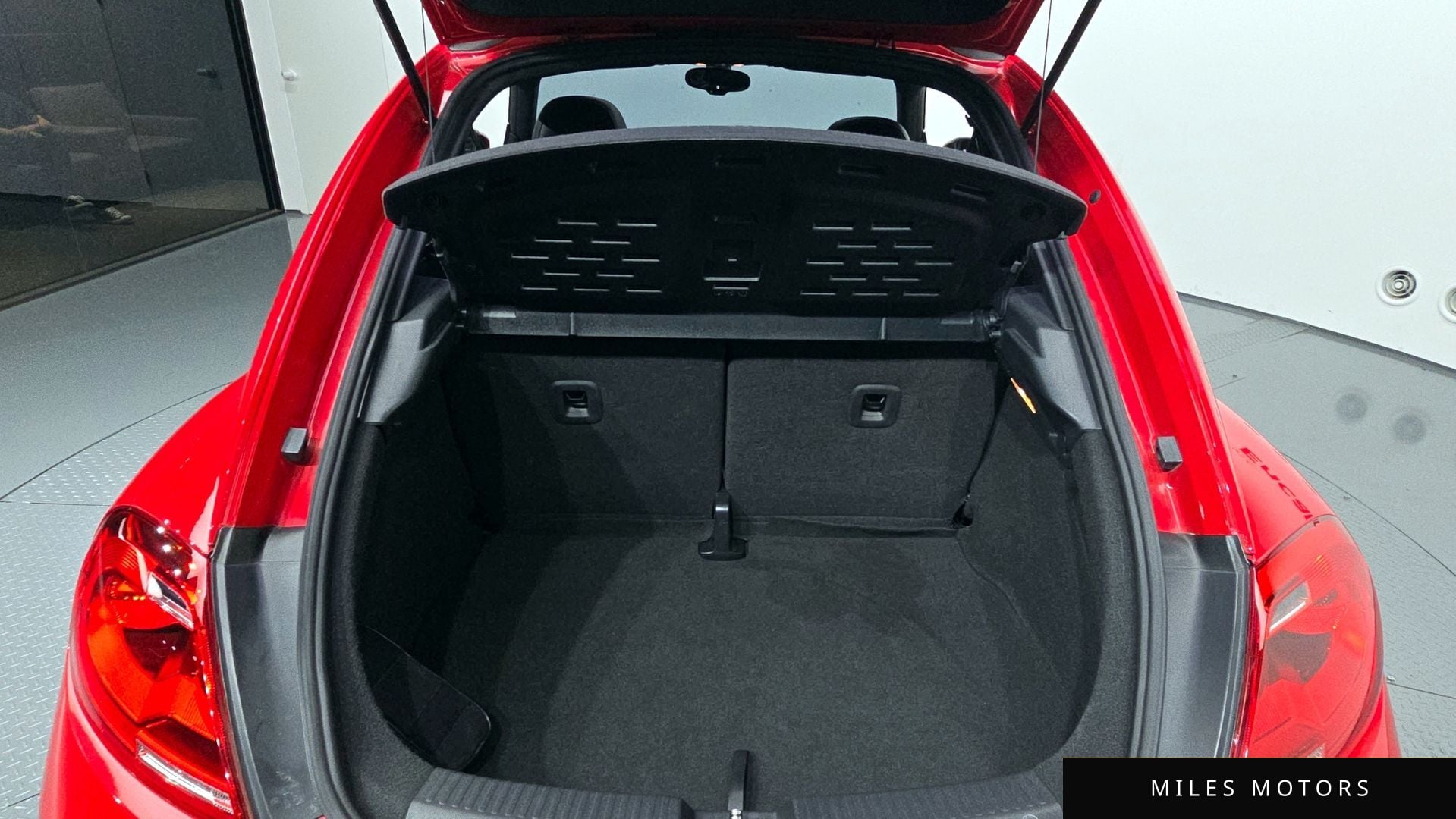 Volkswagen Beetle 2013 — миниатюра 20