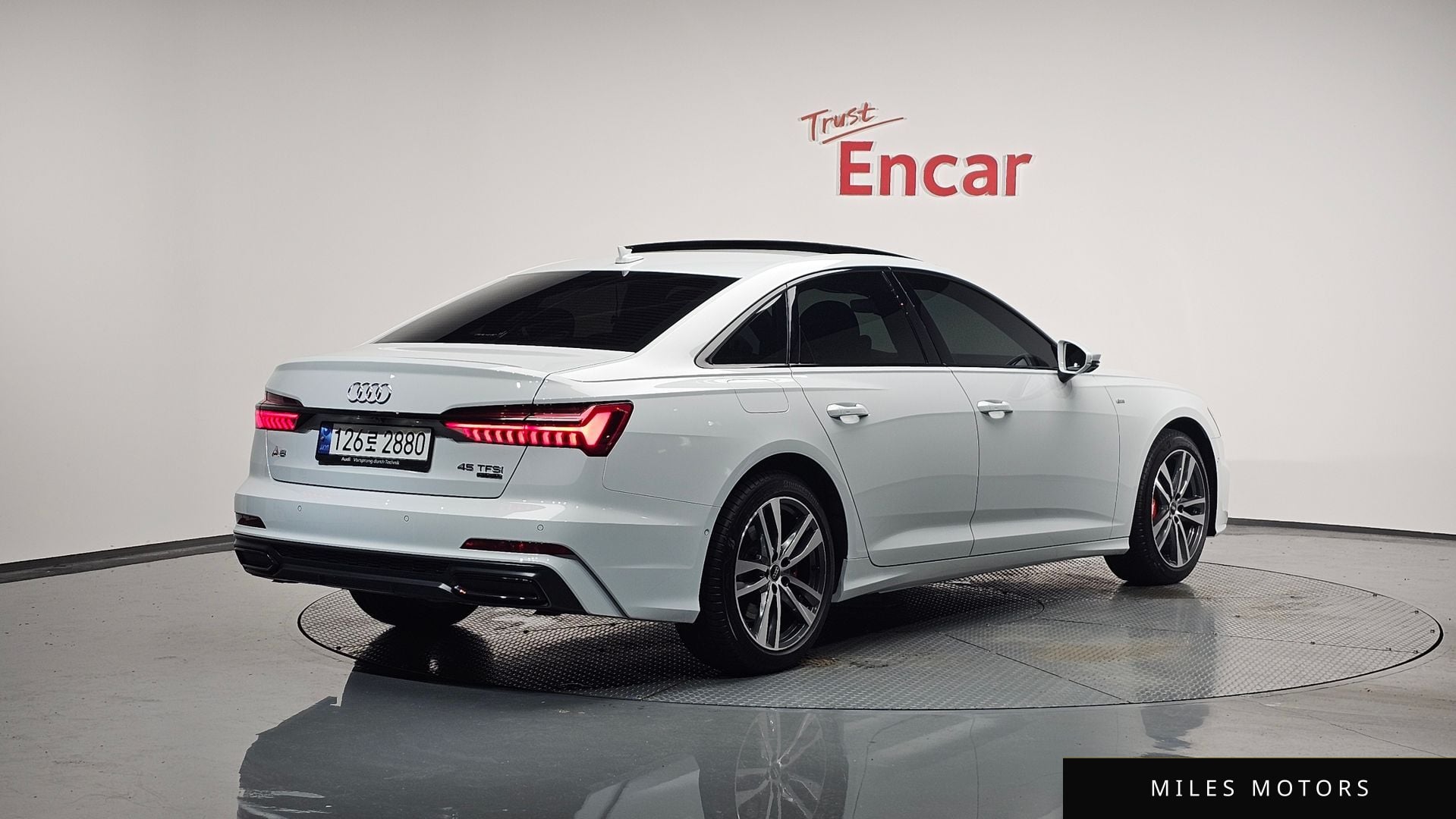 Audi A6 (C8) 2023 — миниатюра 2