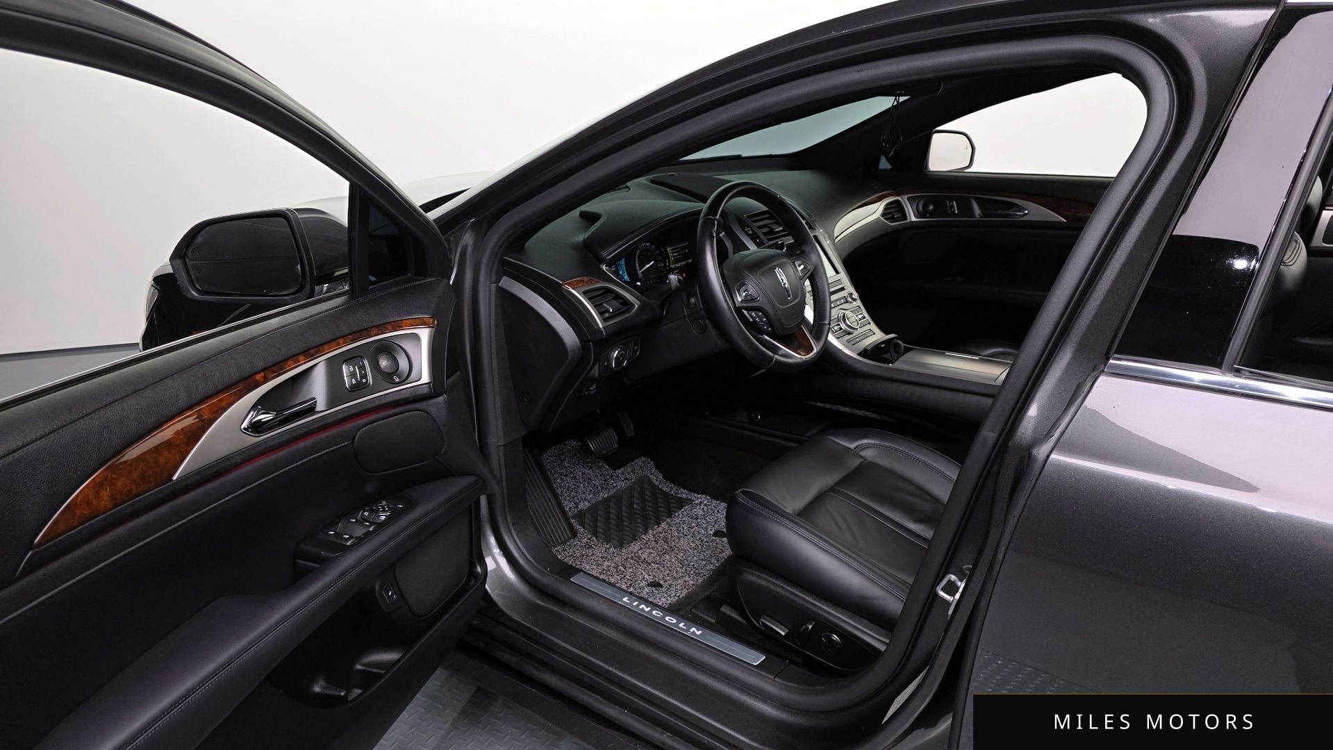 Lincoln MKZ 2018 — миниатюра 10