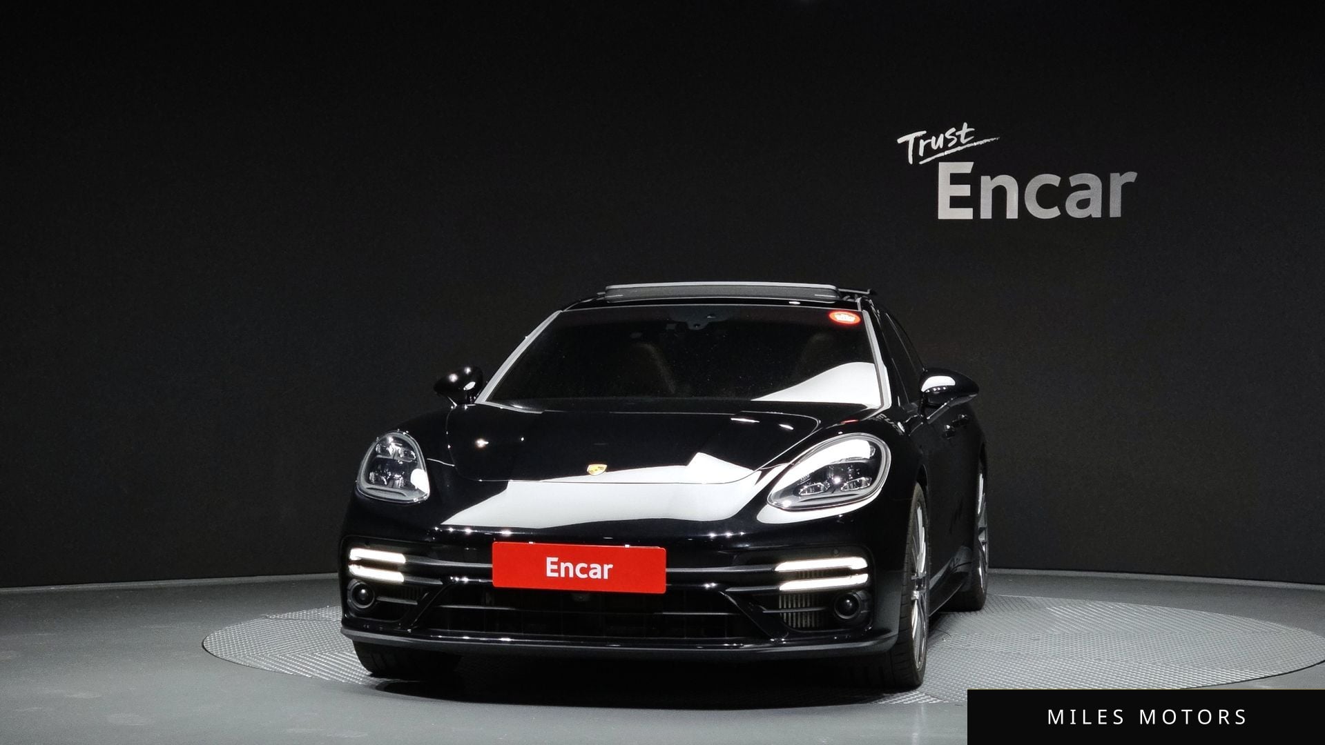 Porsche Panamera 2021 — миниатюра 3