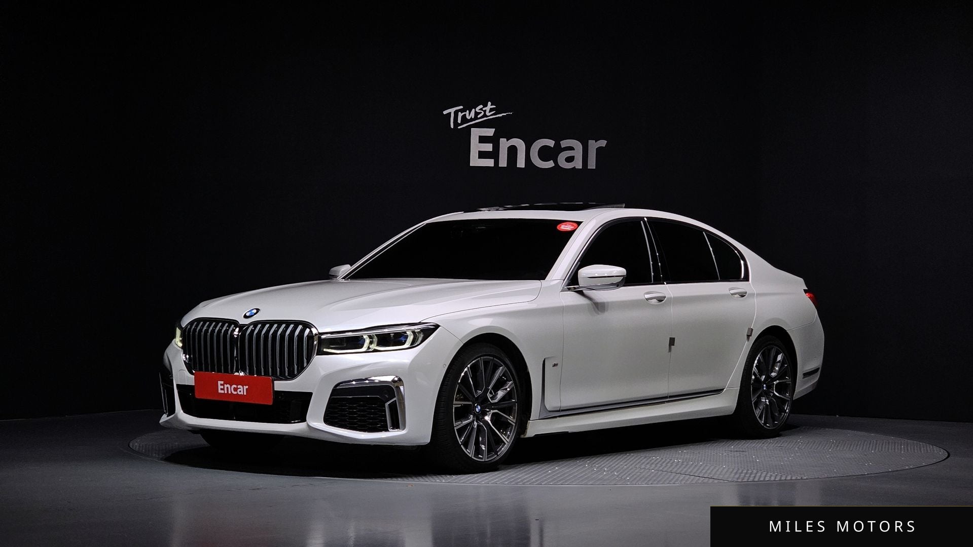 BMW 7 Series (G11) 2021 — фото 1 из 12