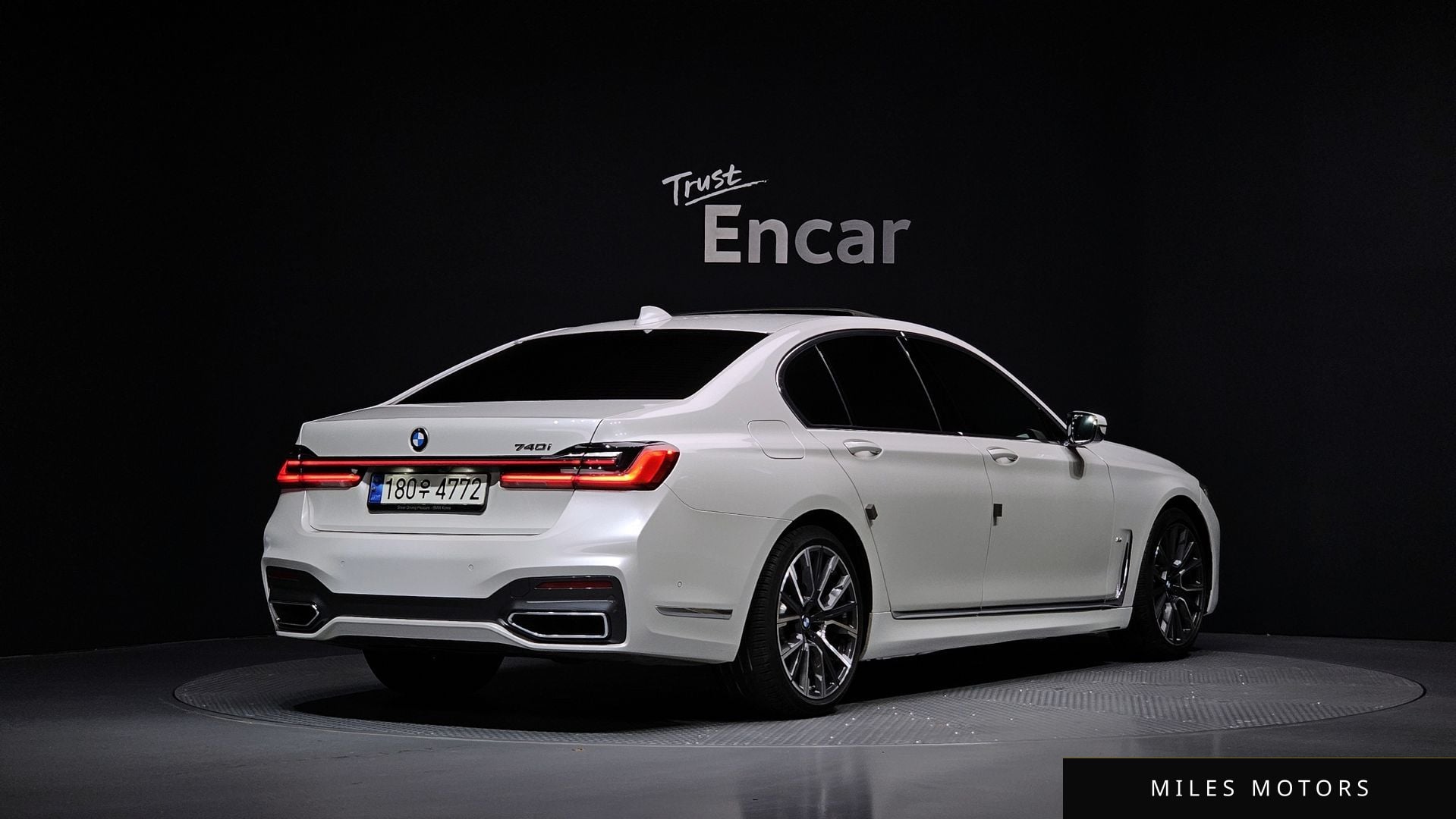 BMW 7 Series (G11) 2021 — миниатюра 2