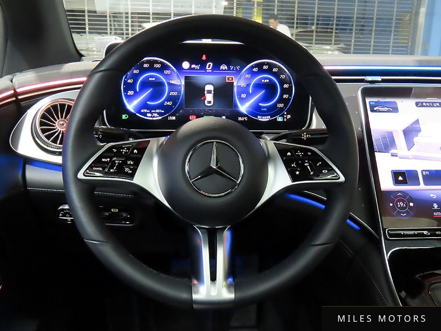 Mercedes-Benz EQE V295 2024 — миниатюра 8