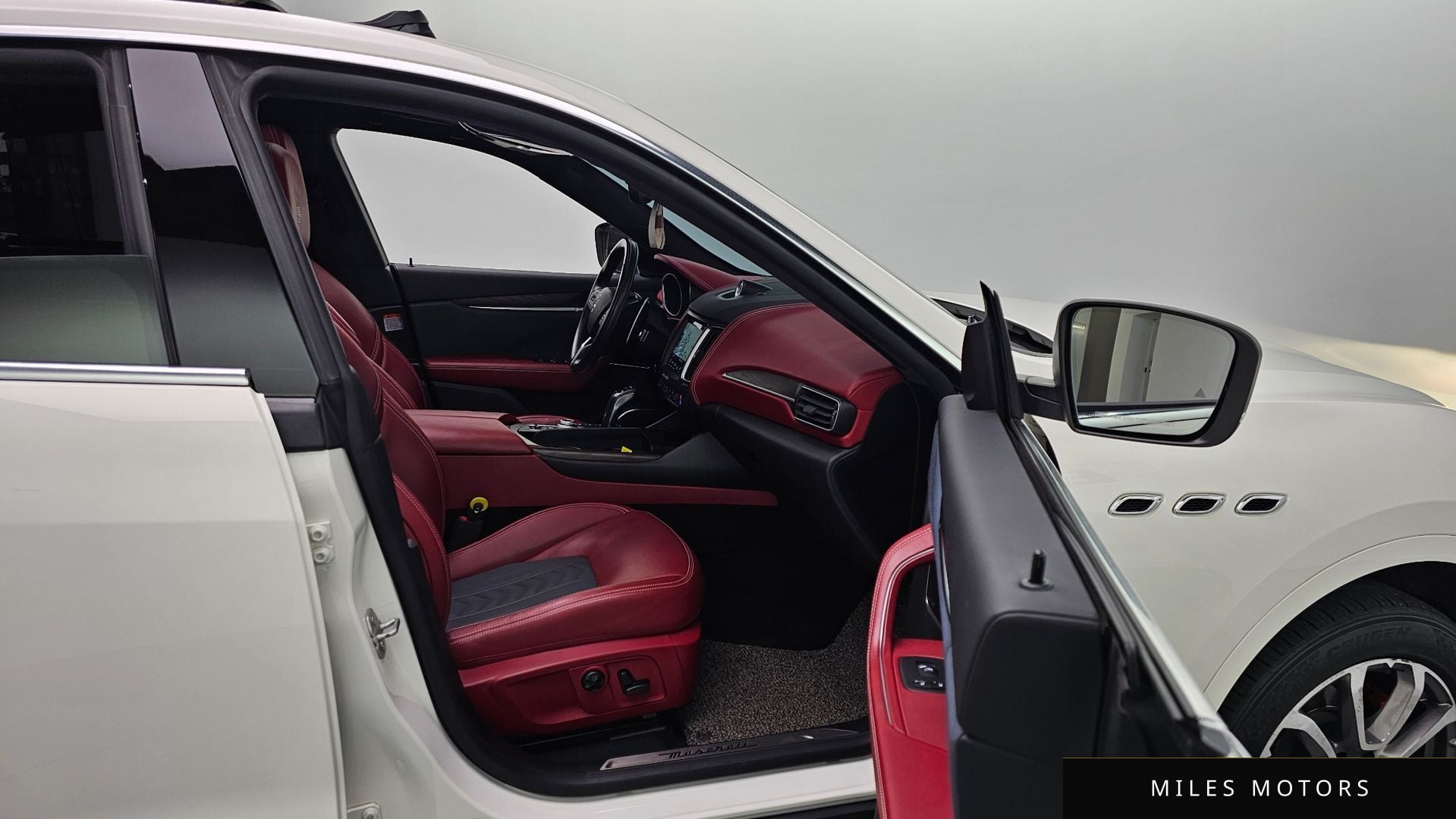 Maserati 르반떼 2019 — миниатюра 11