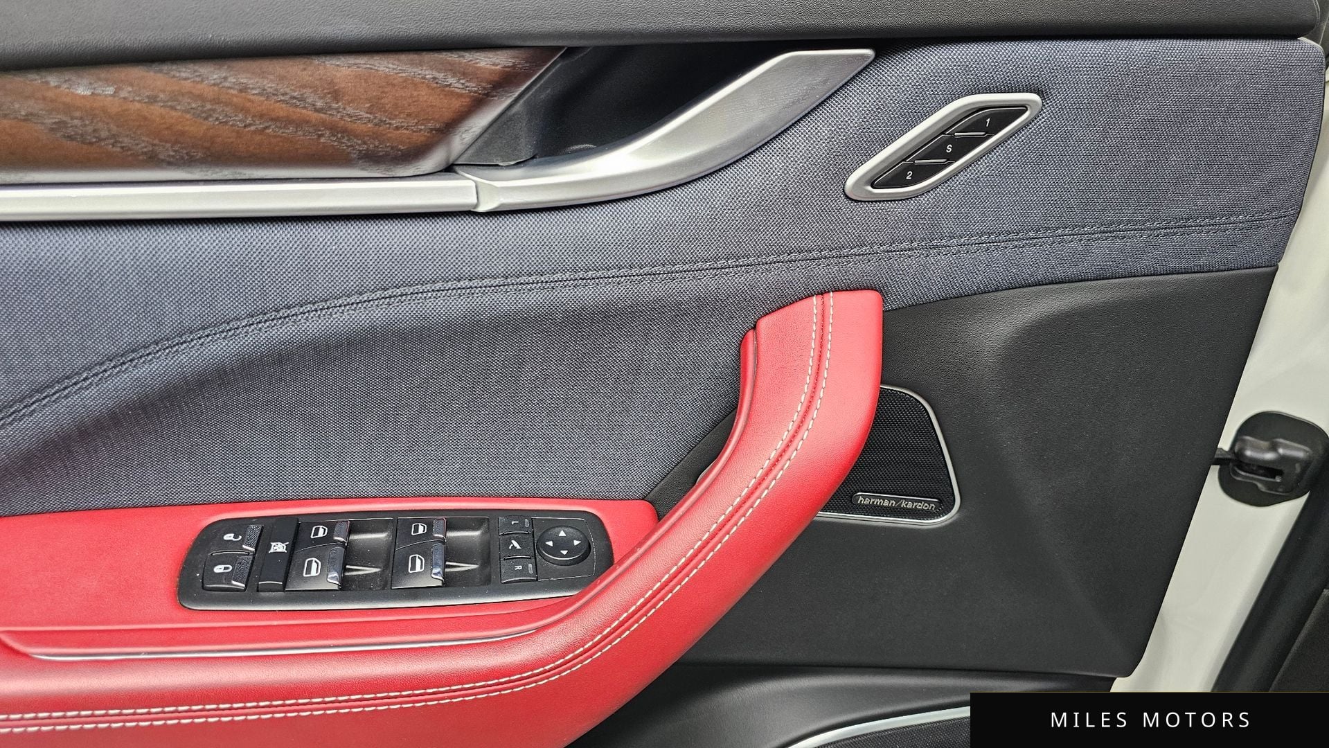 Maserati 르반떼 2019 — миниатюра 18