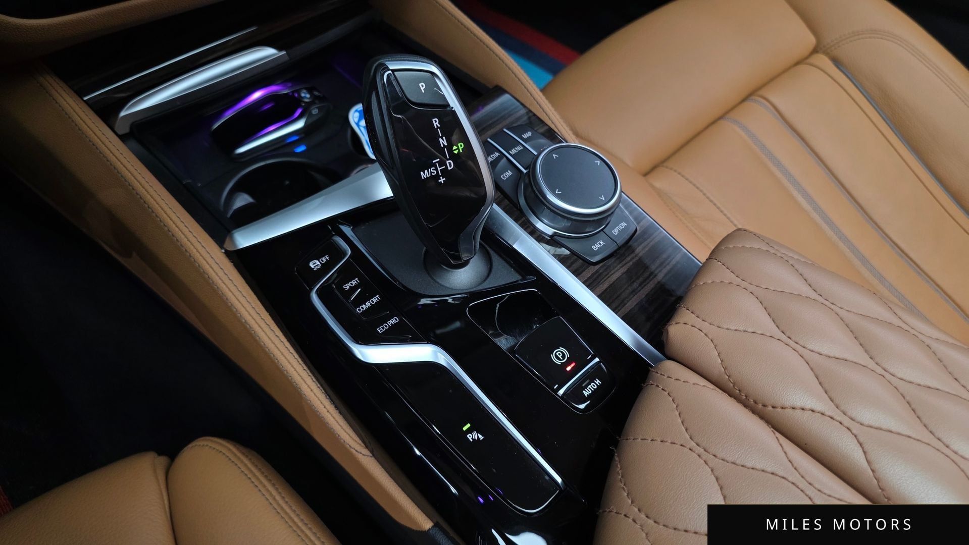 BMW 5 Series (G30) 2021 — миниатюра 9