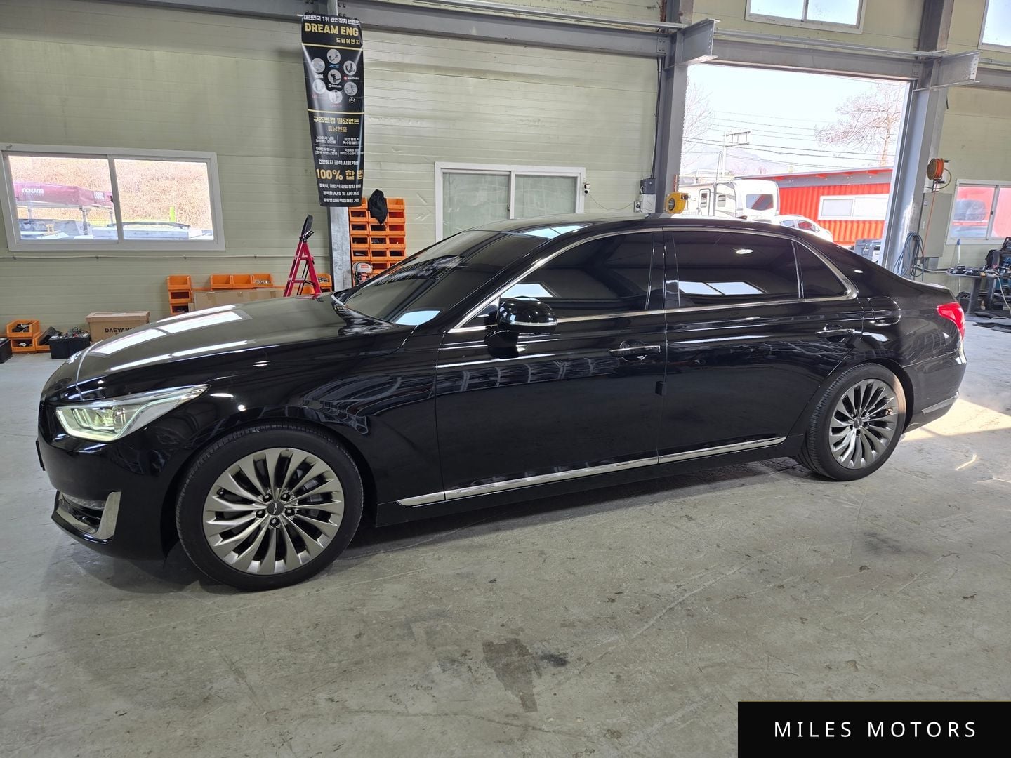 Genesis EQ900 2016 — миниатюра 3