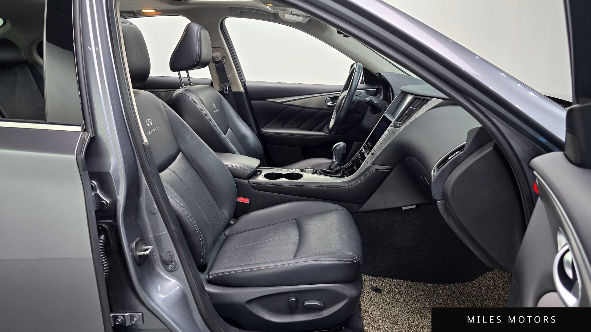 Infiniti Q50 2015 — миниатюра 10
