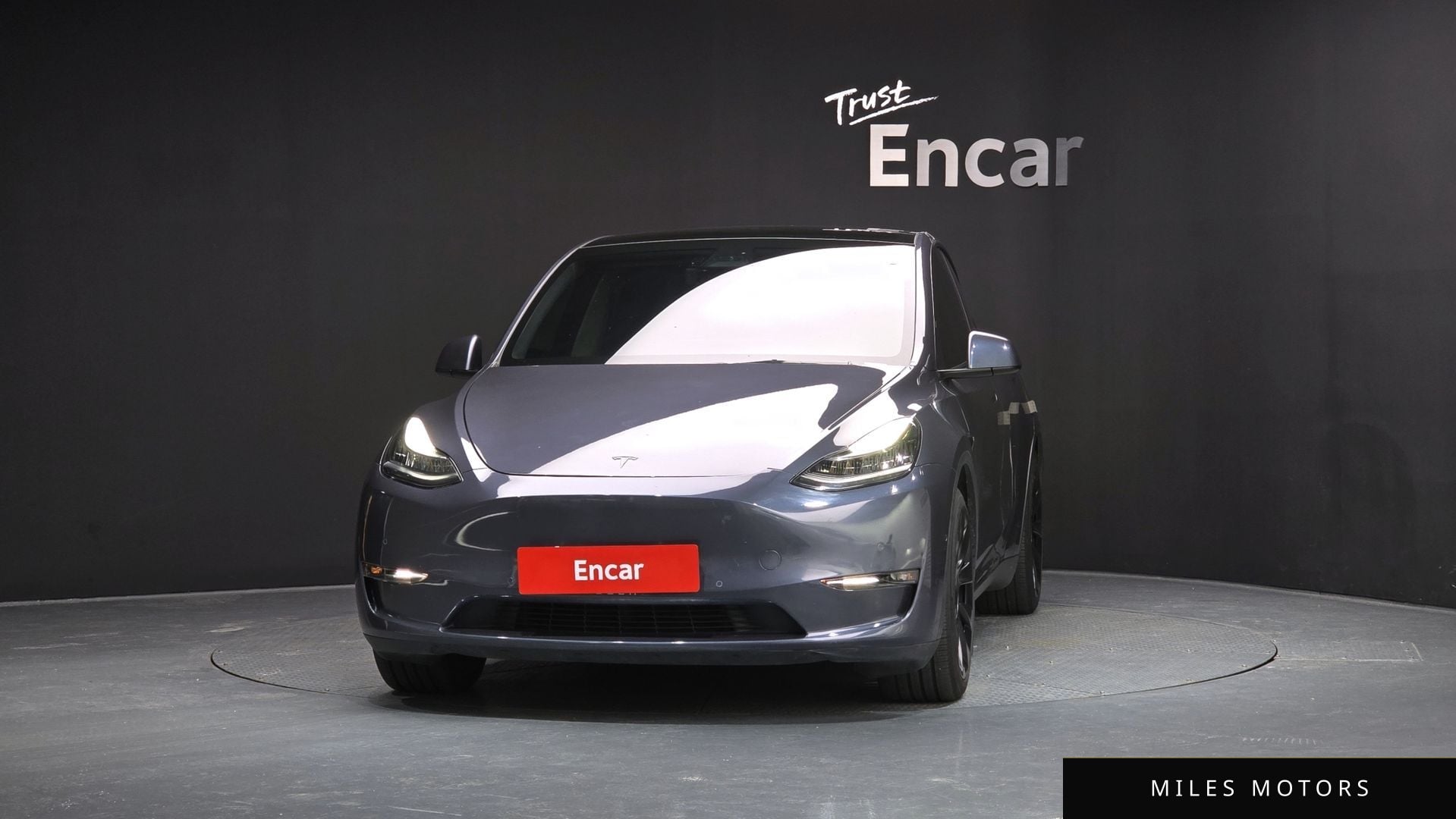 Tesla Model Y 2021 — миниатюра 3