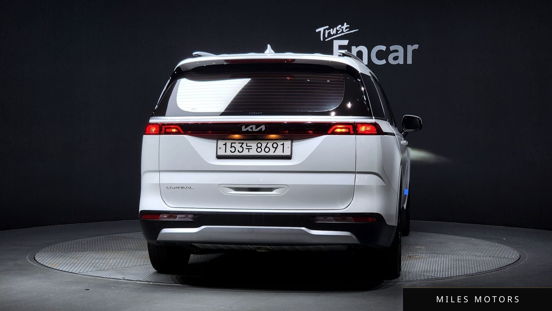 Kia Carnival 2023 — миниатюра 5
