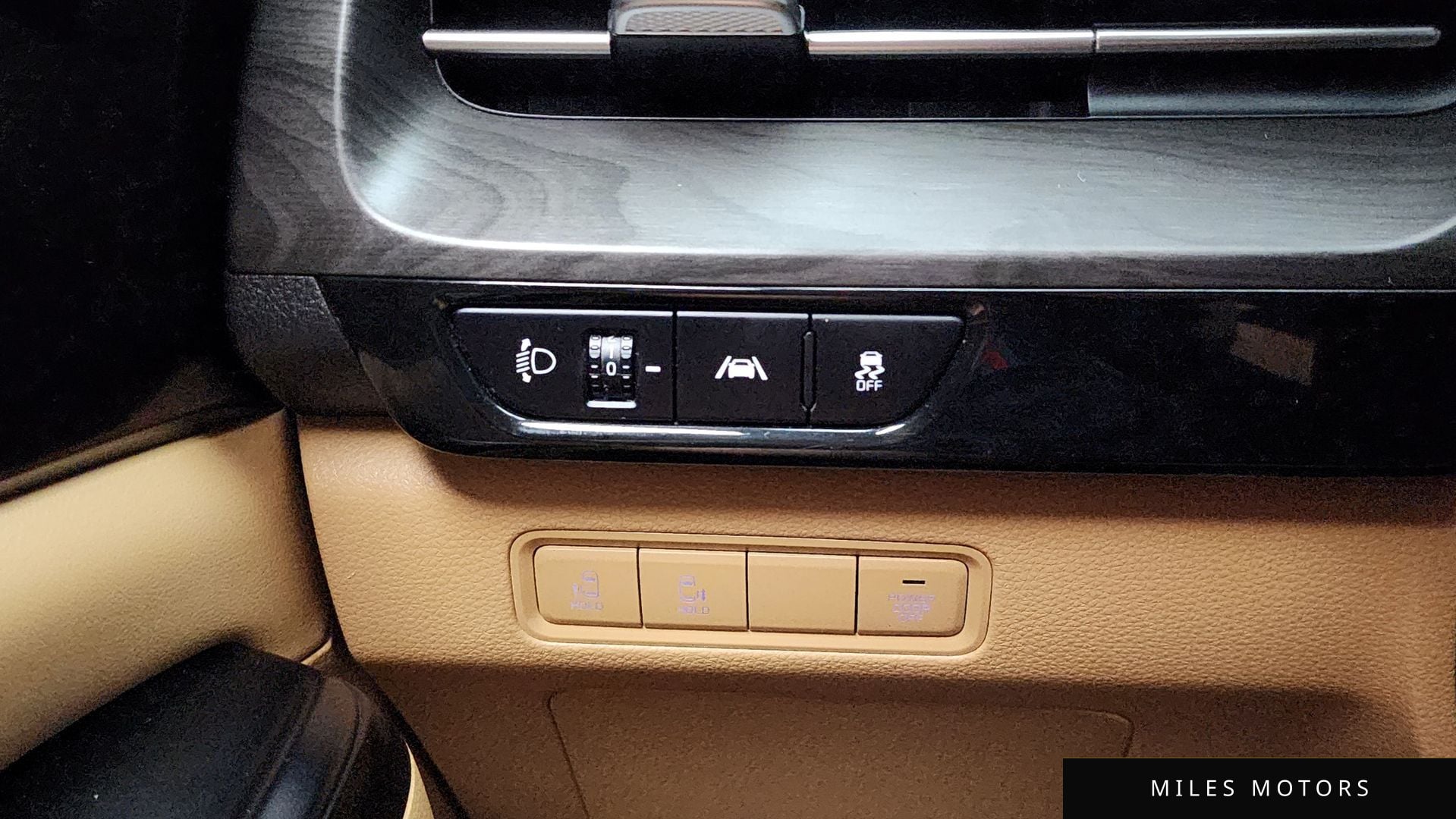 Kia Carnival 2023 — миниатюра 9