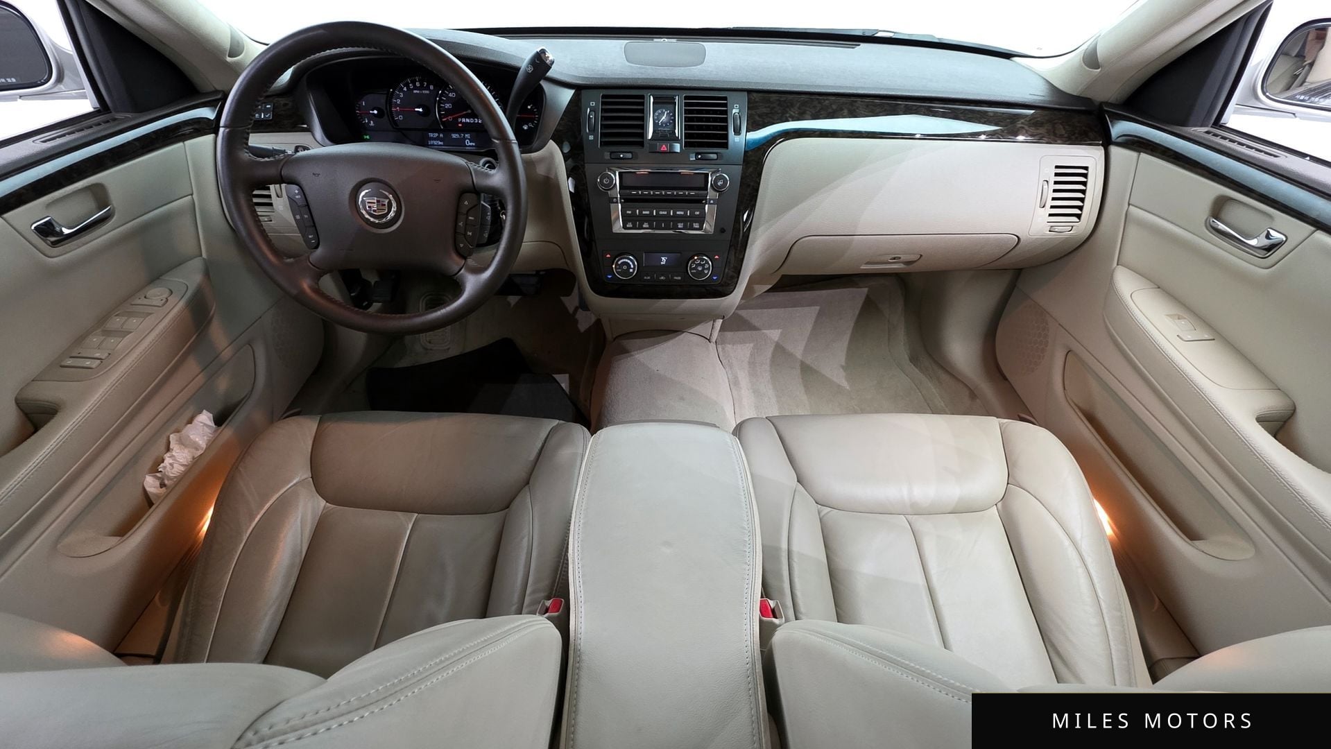 Cadillac DTS 2008 — миниатюра 7
