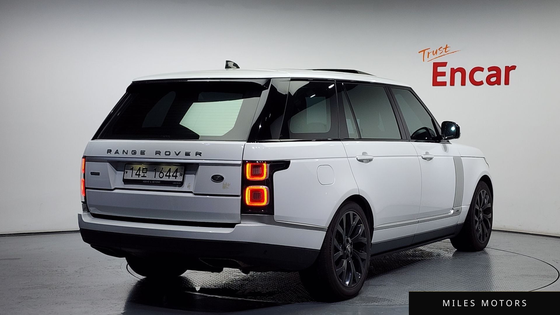 Land Rover Range Rover 2019 — миниатюра 2