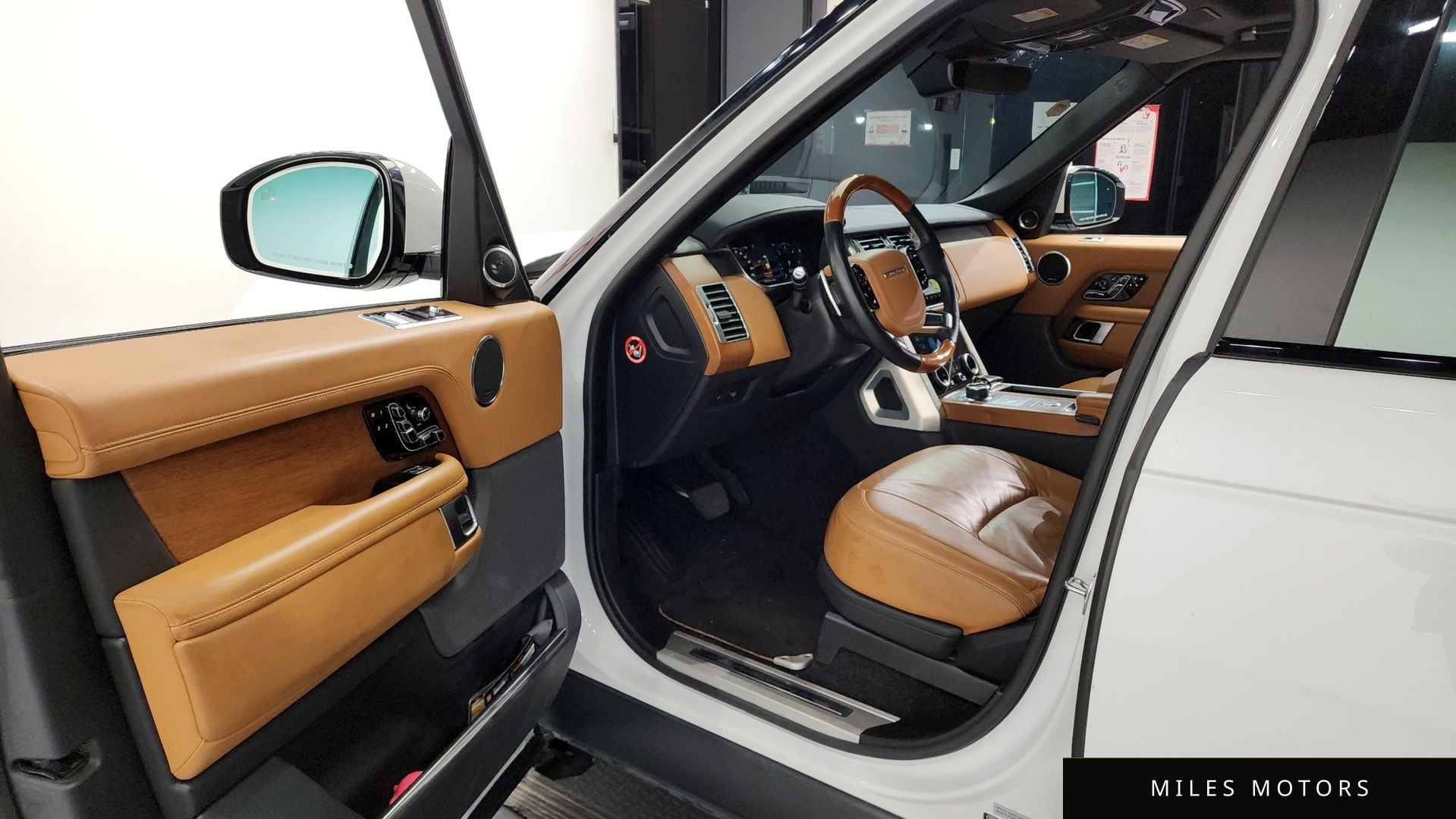 Land Rover Range Rover 2019 — миниатюра 10