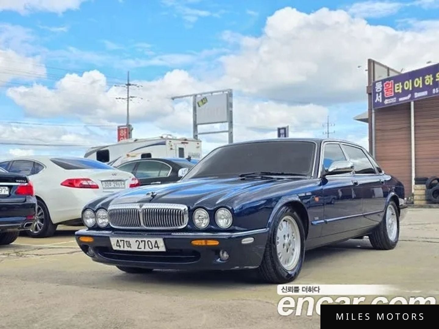Jaguar XJ-8 2001 — миниатюра 6