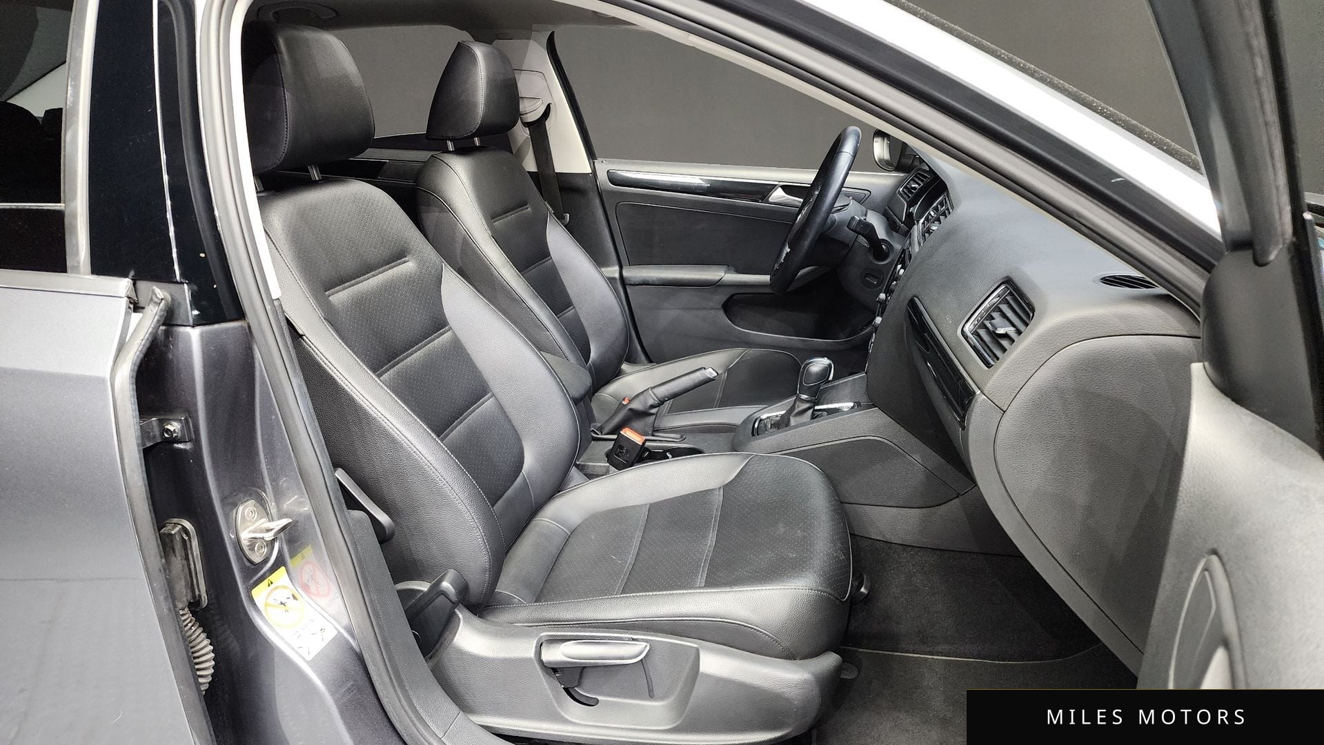 Volkswagen Jetta 2015 — миниатюра 11