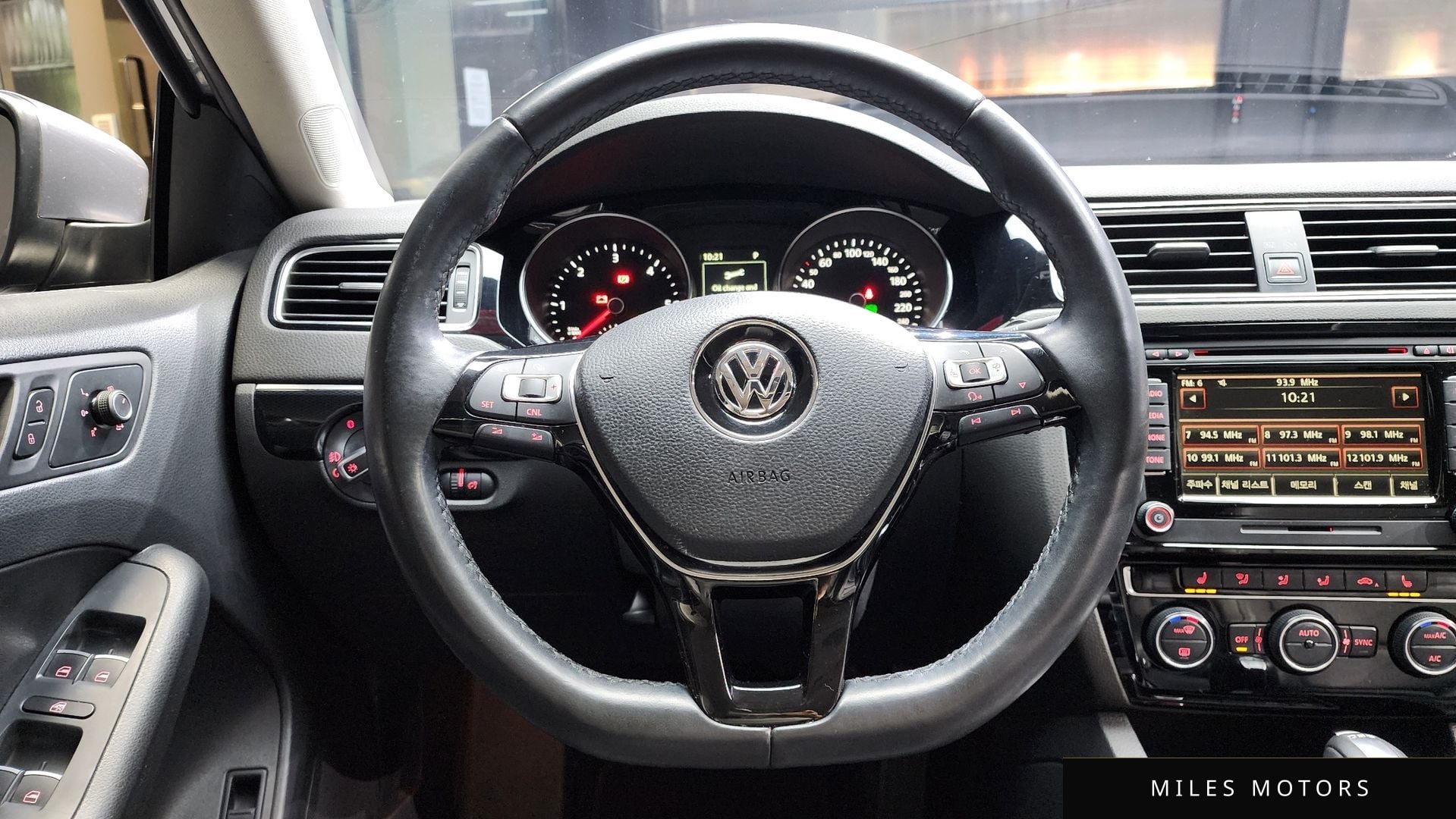 Volkswagen Jetta 2015 — миниатюра 13