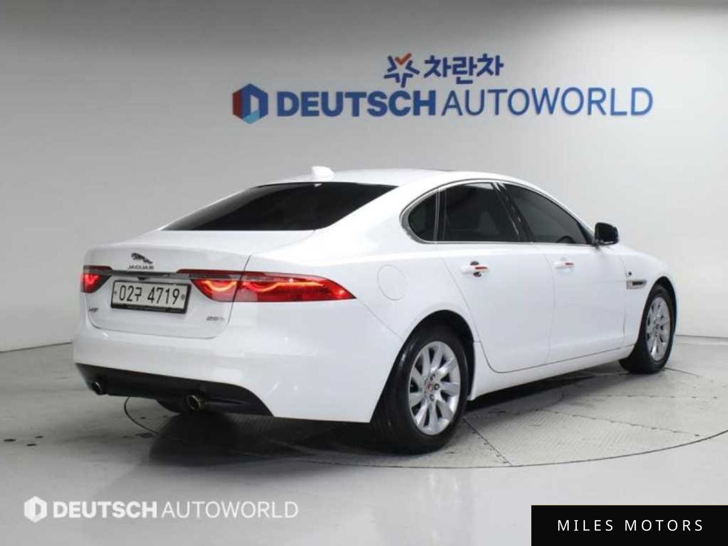 Jaguar XF (X260) 2017 — миниатюра 2